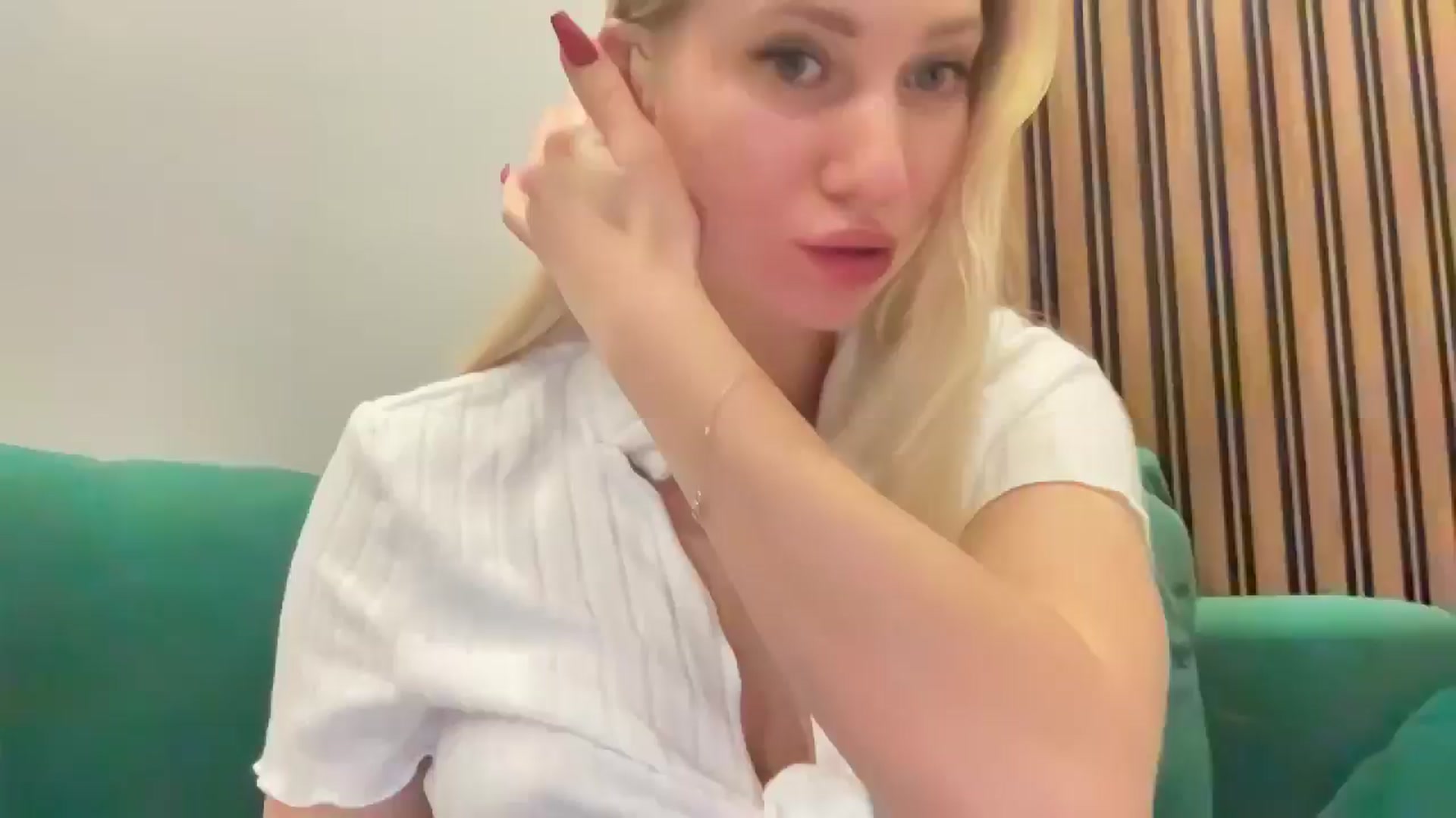Gallery image thumbnail from Miss_Sylvia's myfreecams stream on, 03/04/2026, 20:56 image 2 of 20