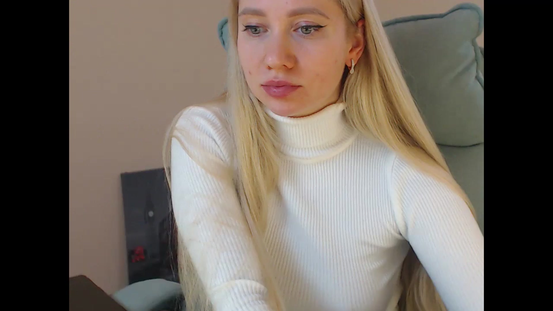 Gallery image thumbnail from Miss_Sylvia's myfreecams stream on, 03/05/2026, 18:12 image 6 of 20