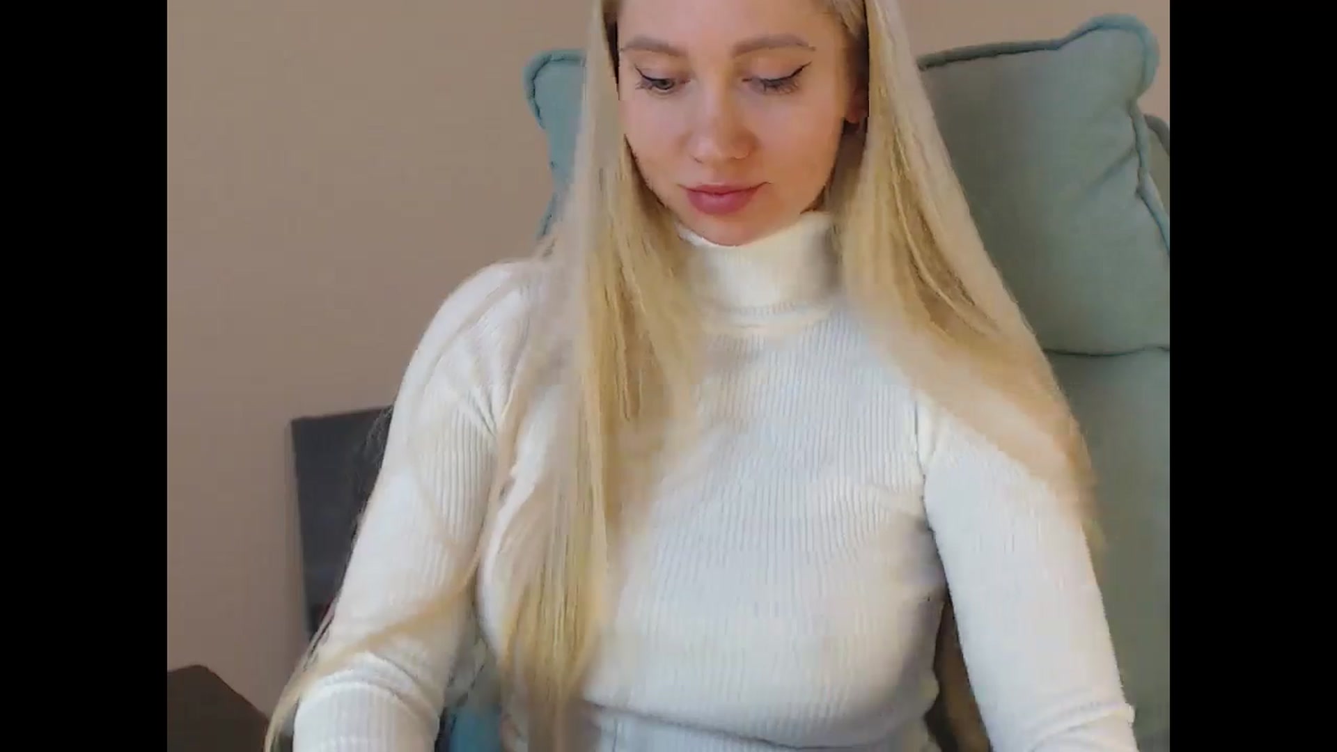 Gallery image thumbnail from Miss_Sylvia's myfreecams stream on, 03/05/2026, 18:12 image 20 of 20