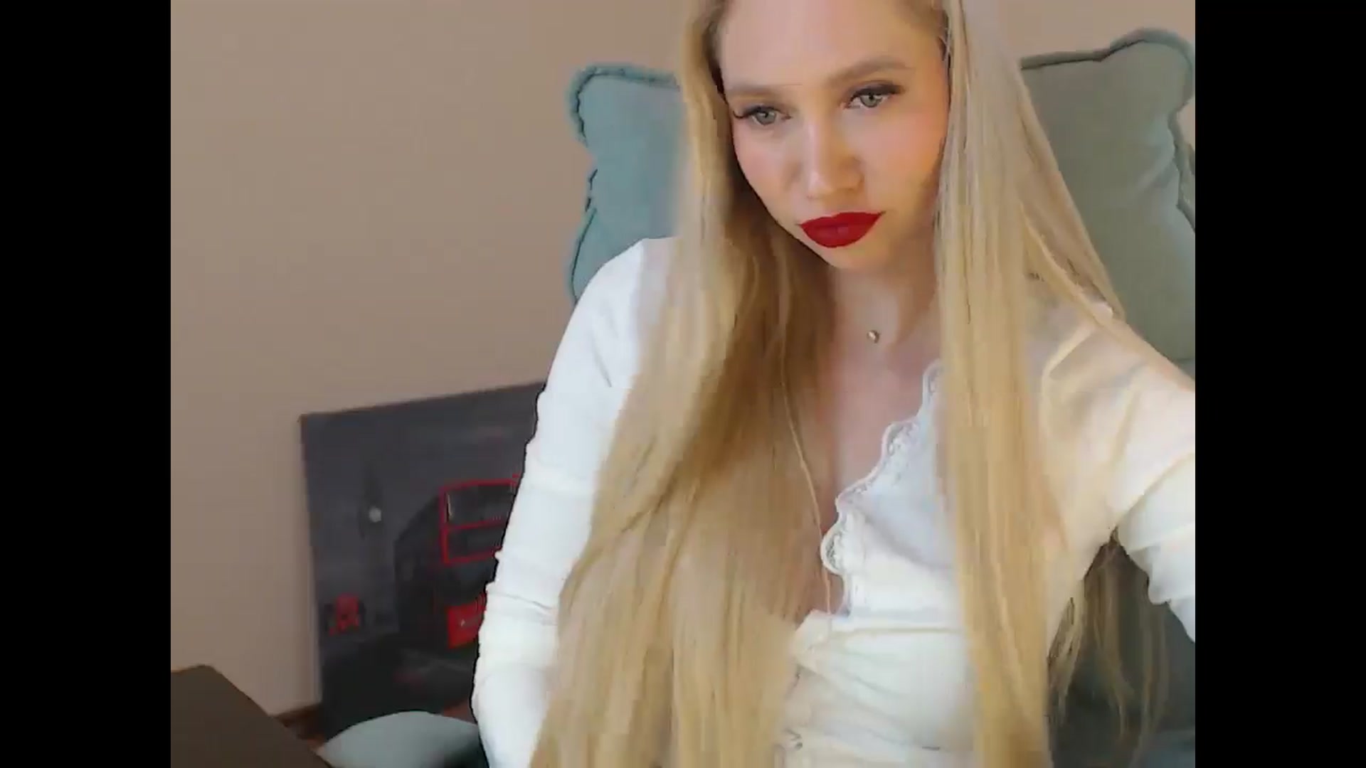 Gallery image thumbnail from Miss_Sylvia's myfreecams stream on, 03/11/2026, 19:21 image 13 of 20
