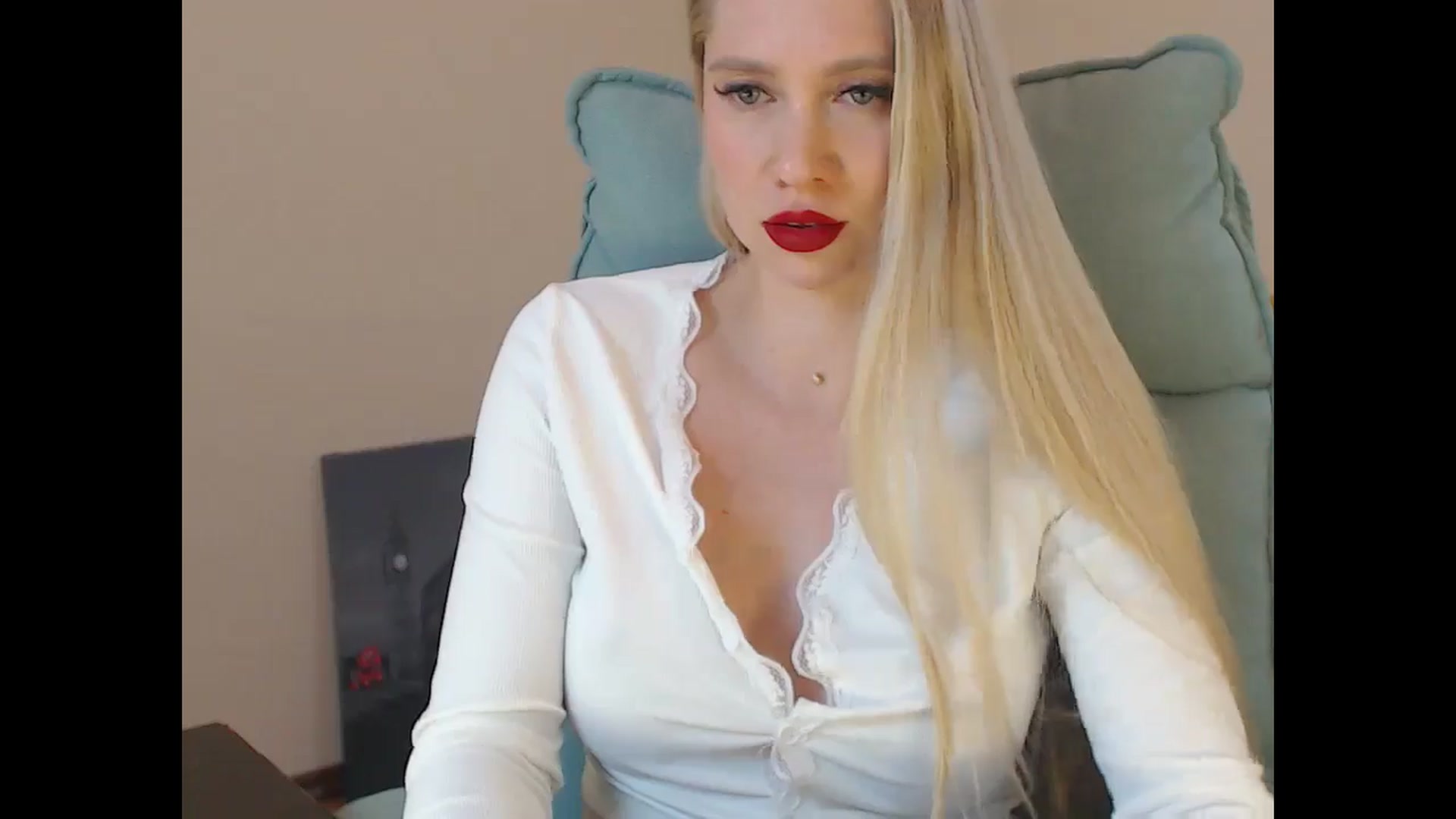 Gallery image thumbnail from Miss_Sylvia's myfreecams stream on, 03/11/2026, 20:49 image 9 of 20