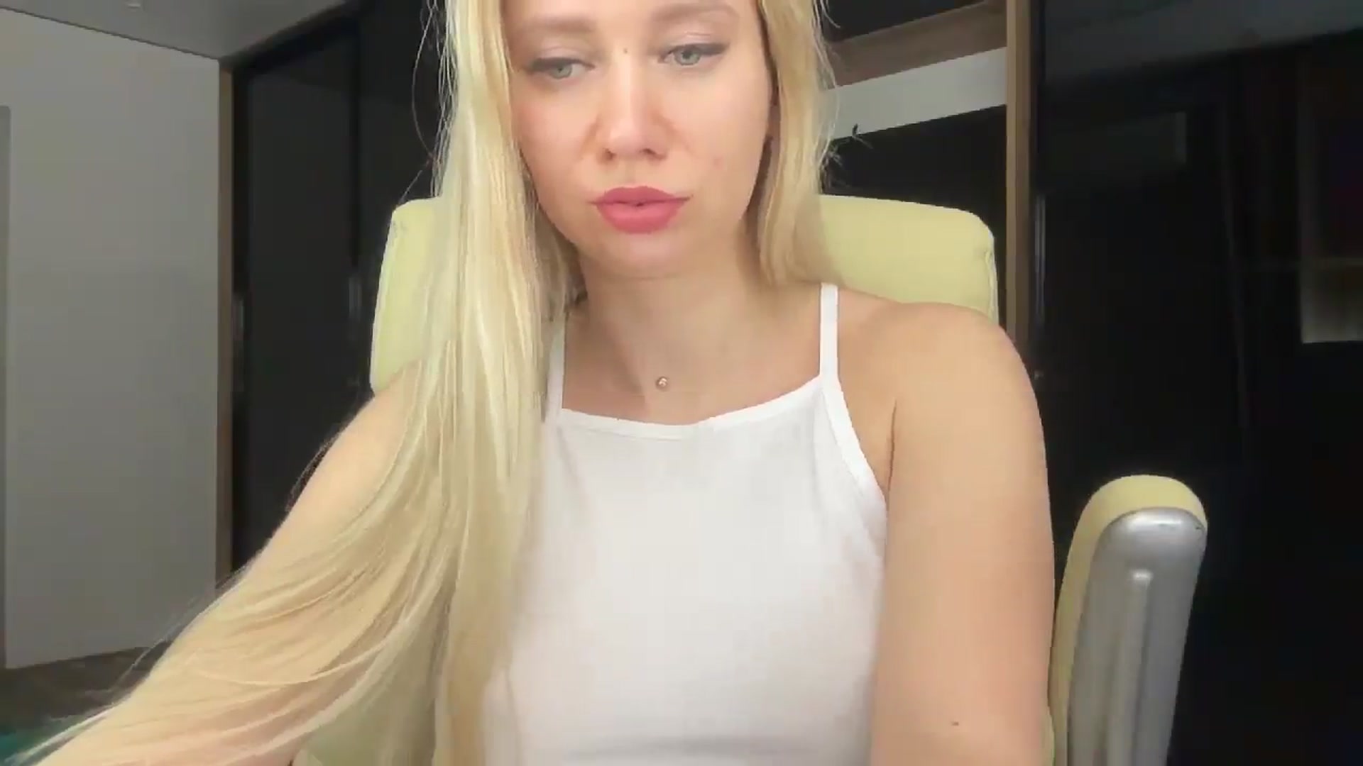 Gallery image thumbnail from Miss_Sylvia's myfreecams stream on, 03/12/2026, 21:31 image 6 of 20
