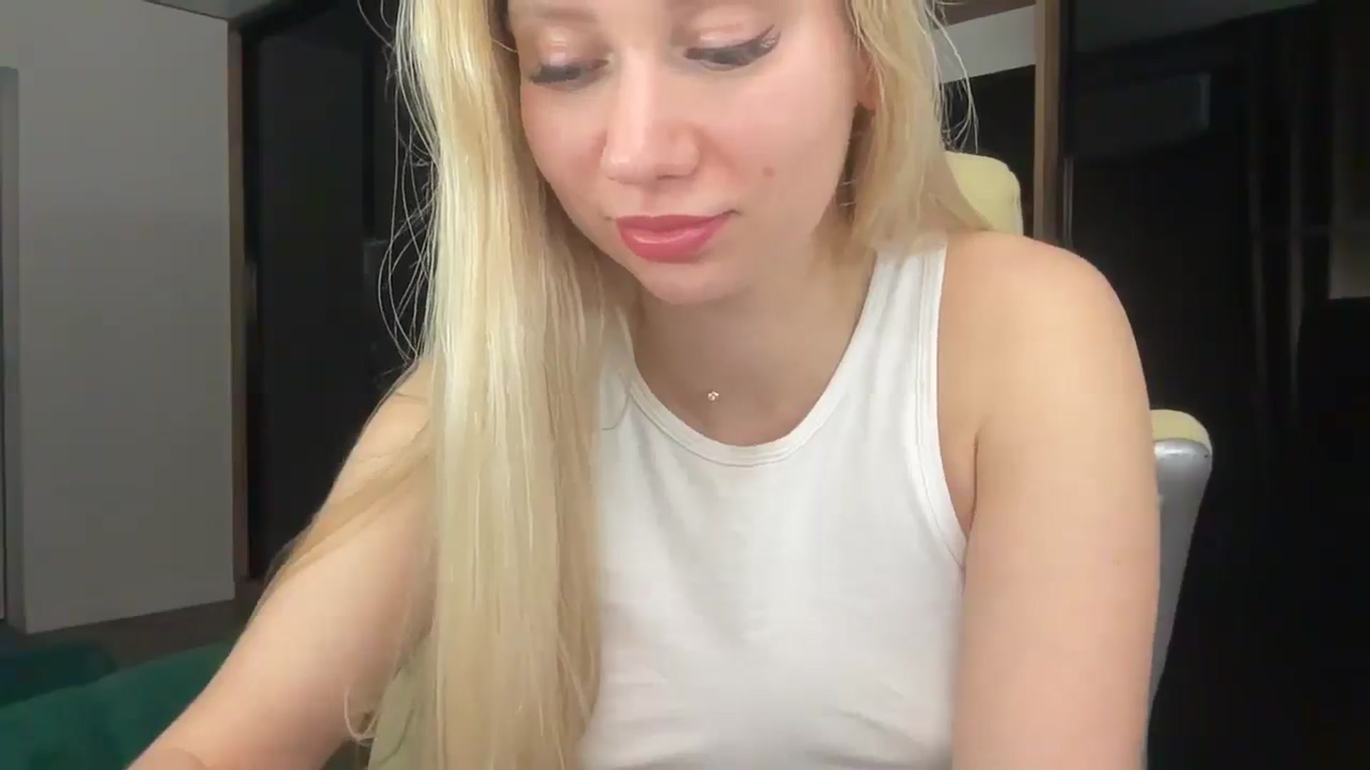 Gallery image thumbnail from Miss_Sylvia's myfreecams stream on, 03/13/2026, 20:28 image 11 of 20