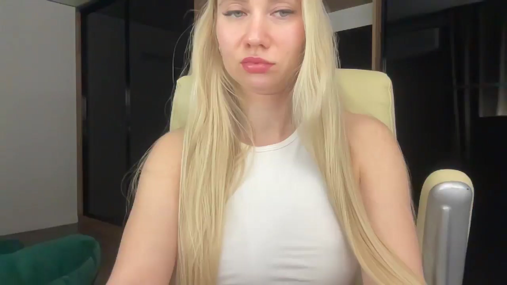 Gallery image thumbnail from Miss_Sylvia's myfreecams stream on, 03/16/2026, 17:50 image 1 of 20