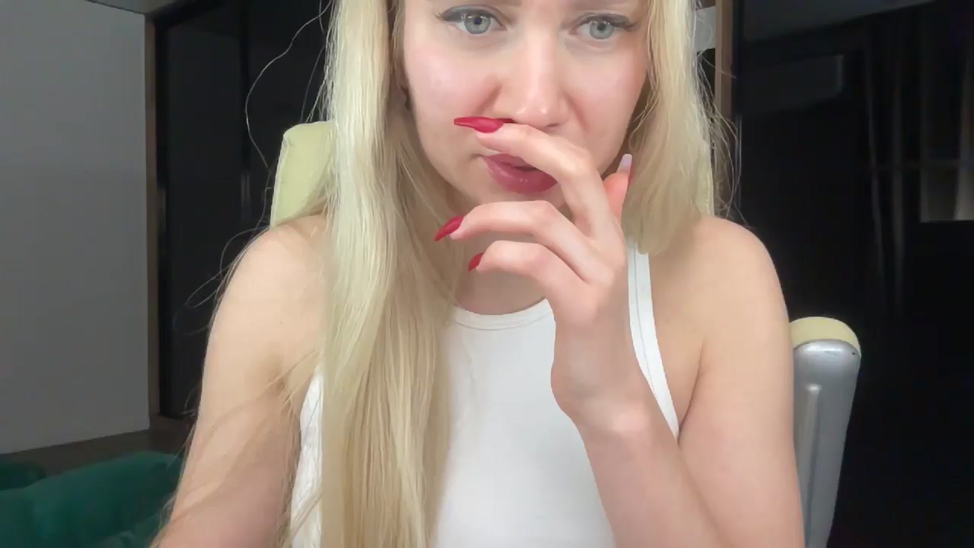 Gallery image thumbnail from Miss_Sylvia's myfreecams stream on, 03/16/2026, 17:50 image 17 of 20