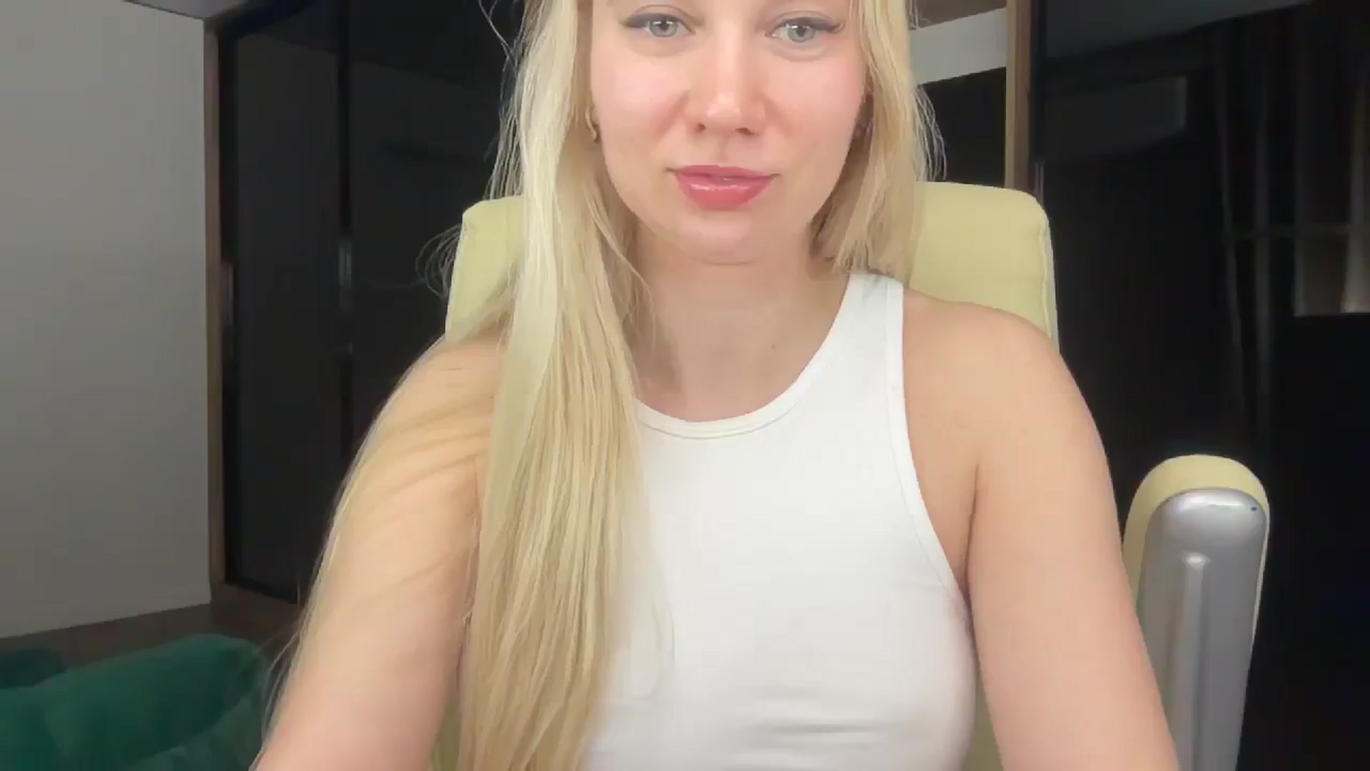 Gallery image thumbnail from Miss_Sylvia's myfreecams stream on, 03/16/2026, 17:50 image 11 of 20