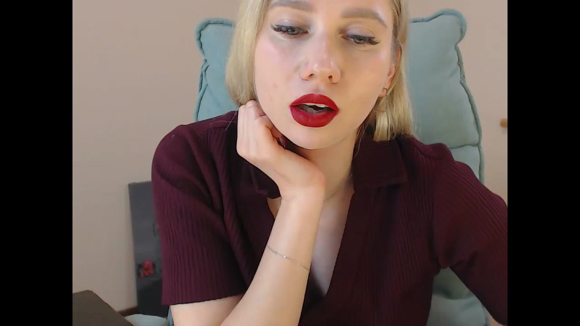 Gallery image thumbnail from Miss_Sylvia's myfreecams stream on, 03/17/2026, 16:55 image 3 of 20