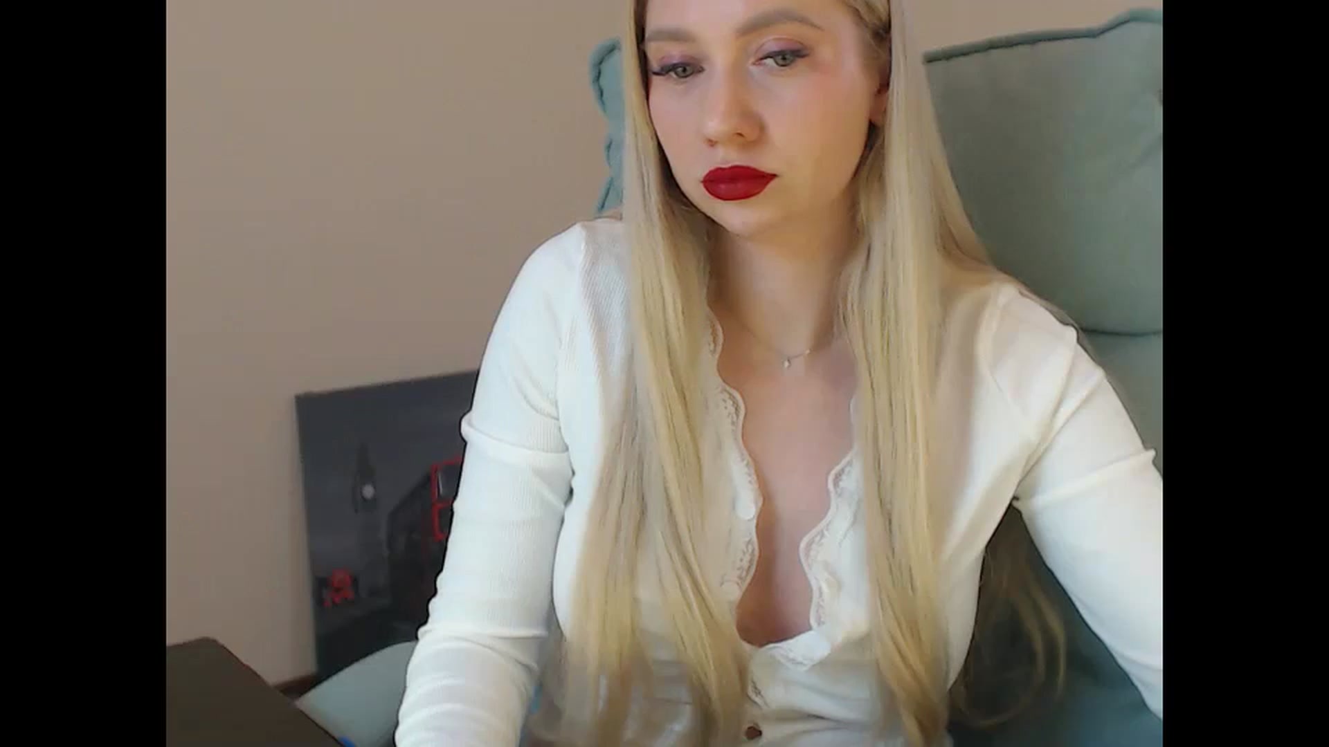 Gallery image thumbnail from Miss_Sylvia's myfreecams stream on, 03/18/2026, 15:23 image 4 of 20