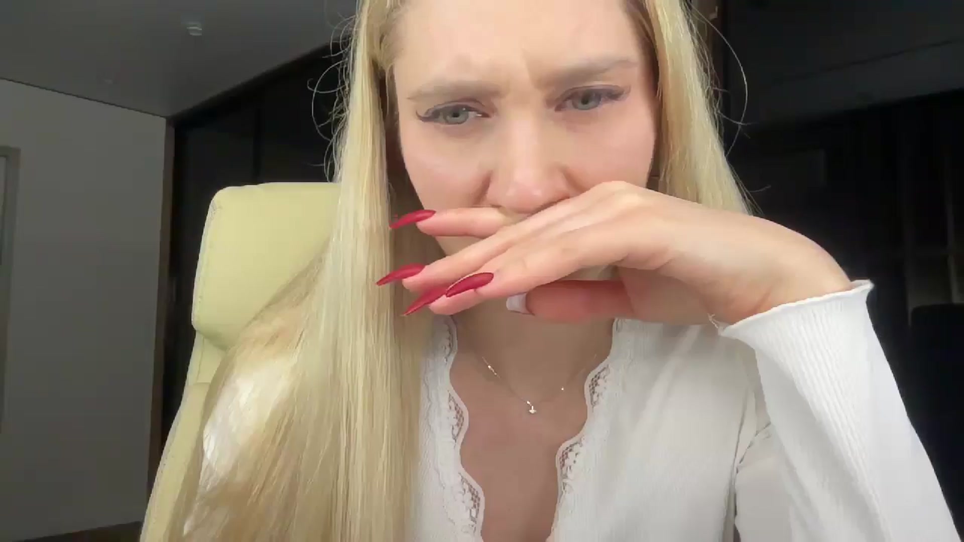 Gallery image thumbnail from Miss_Sylvia's myfreecams stream on, 03/18/2026, 18:30 image 18 of 20