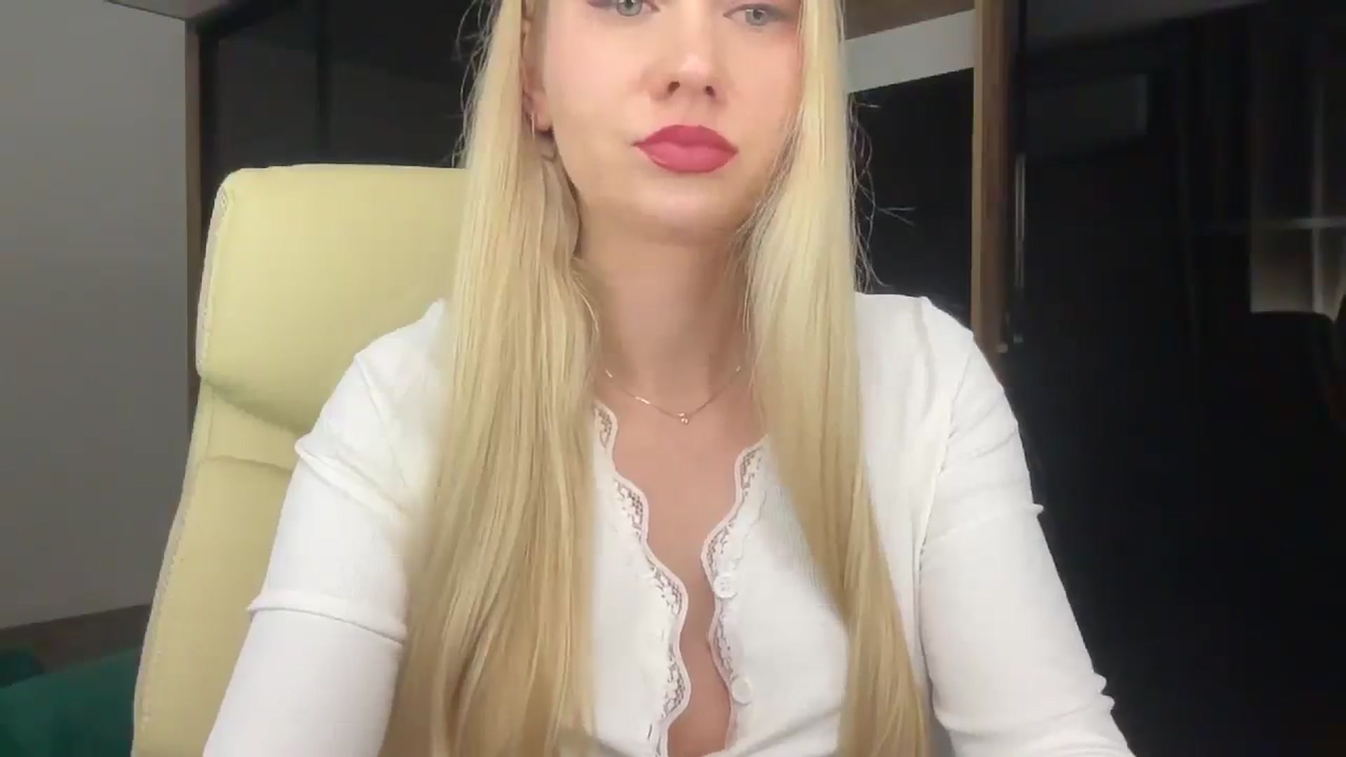 Gallery image thumbnail from Miss_Sylvia's myfreecams stream on, 03/18/2026, 18:30 image 13 of 20