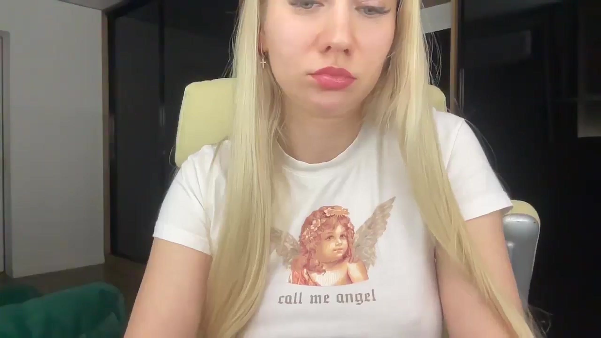 Gallery image thumbnail from Miss_Sylvia's myfreecams stream on, 03/19/2026, 20:30 image 10 of 20