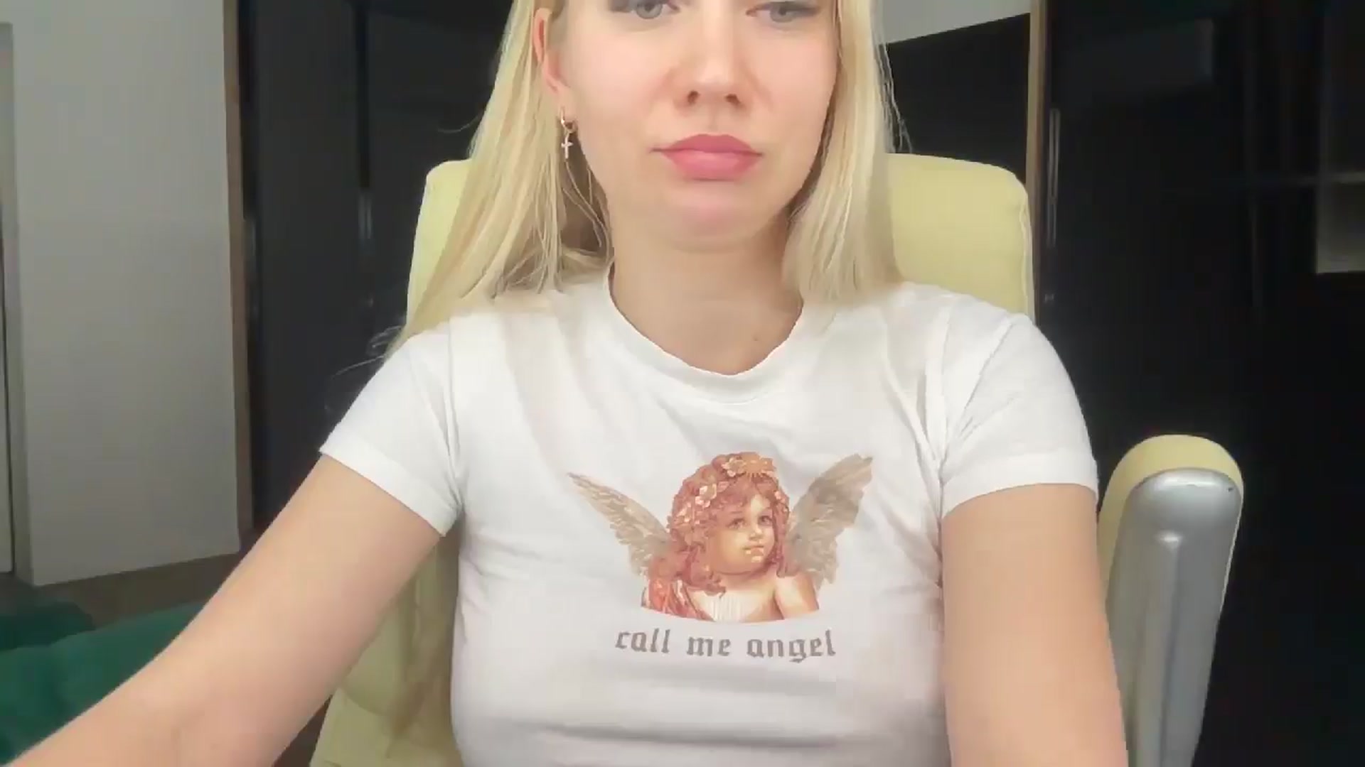 Gallery image thumbnail from Miss_Sylvia's myfreecams stream on, 03/19/2026, 21:34 image 2 of 20