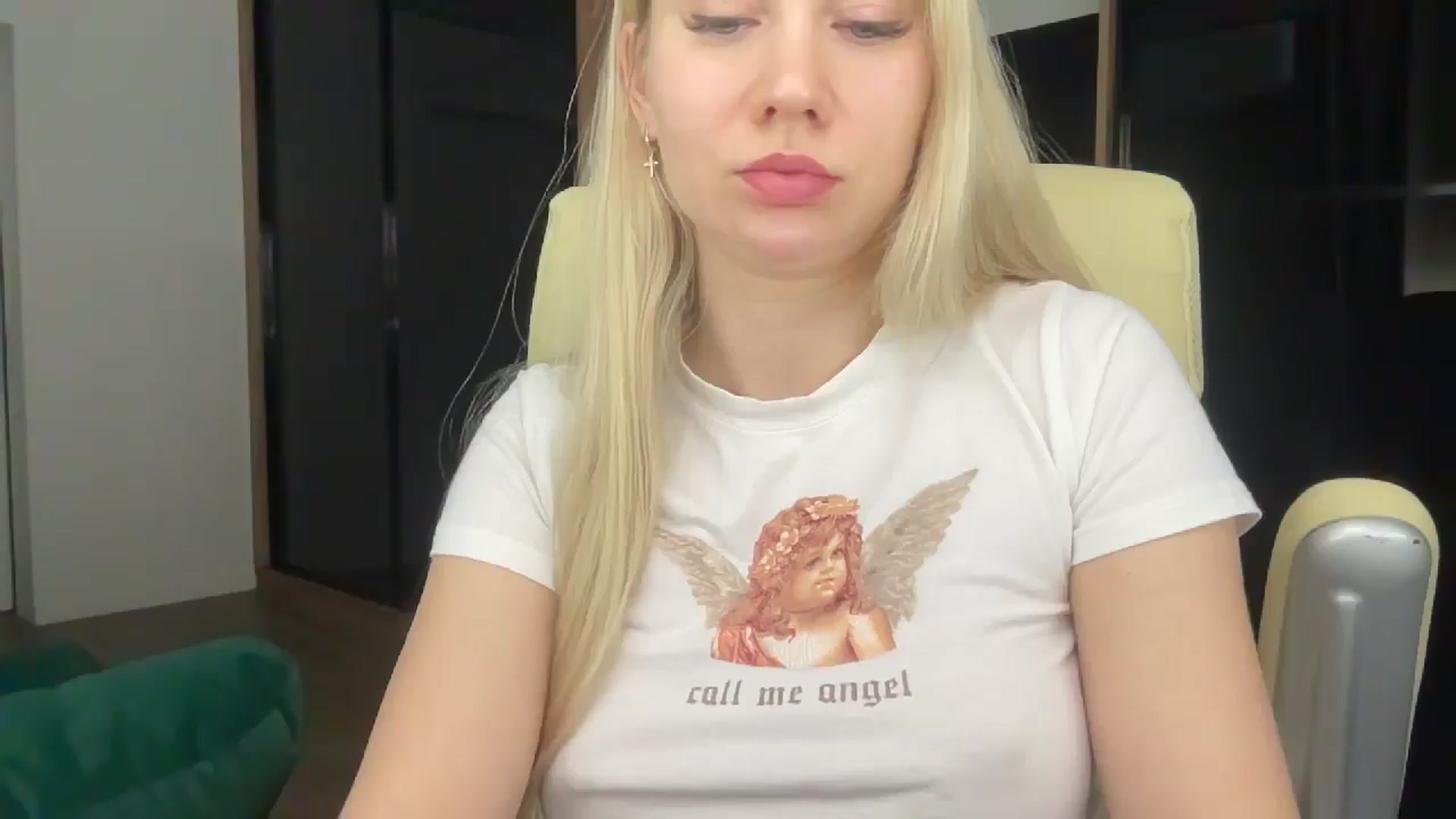 Gallery image thumbnail from Miss_Sylvia's myfreecams stream on, 03/19/2026, 21:34 image 6 of 20