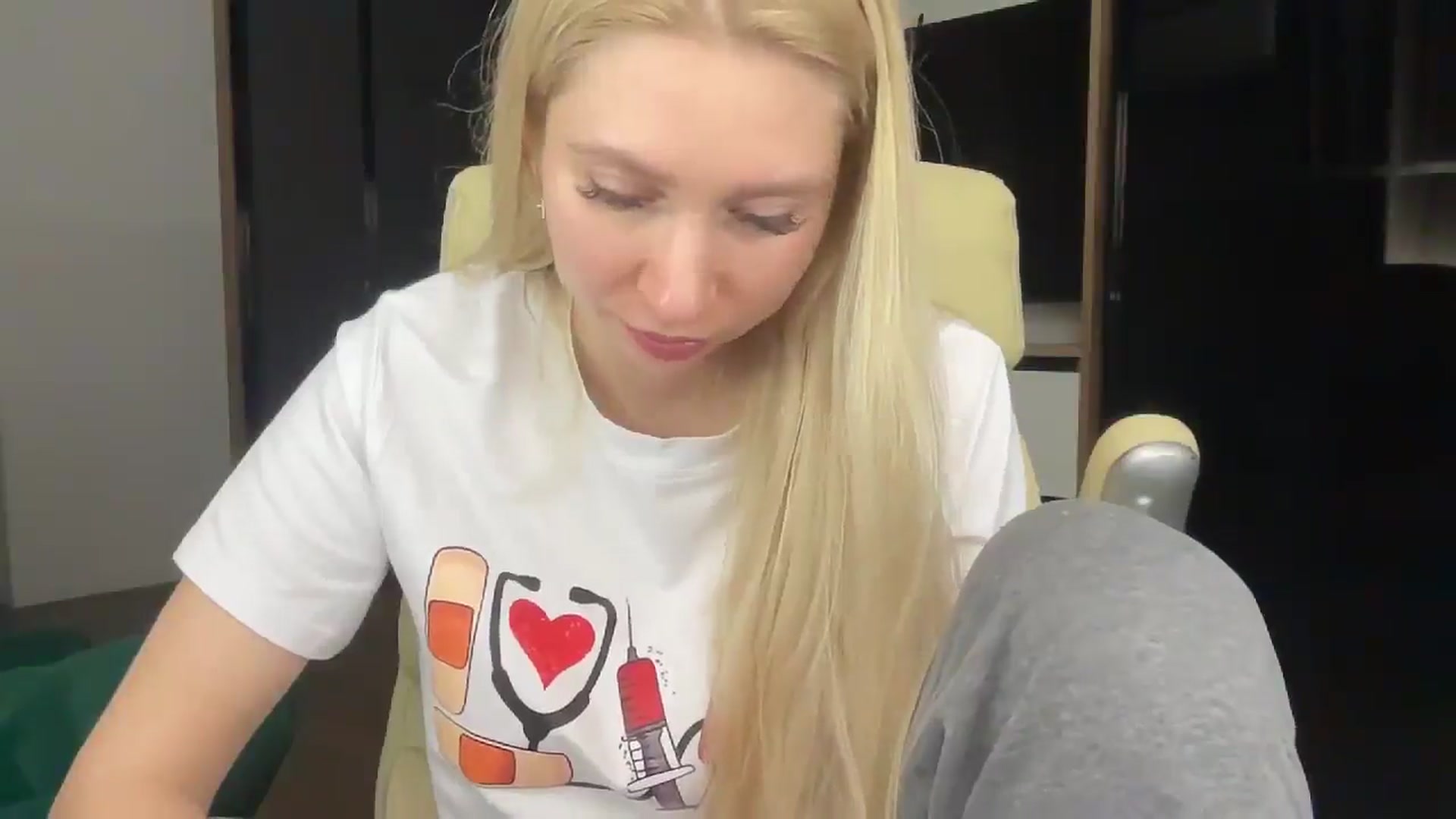 Gallery image thumbnail from Miss_Sylvia's myfreecams stream on, 03/20/2026, 20:33 image 20 of 20