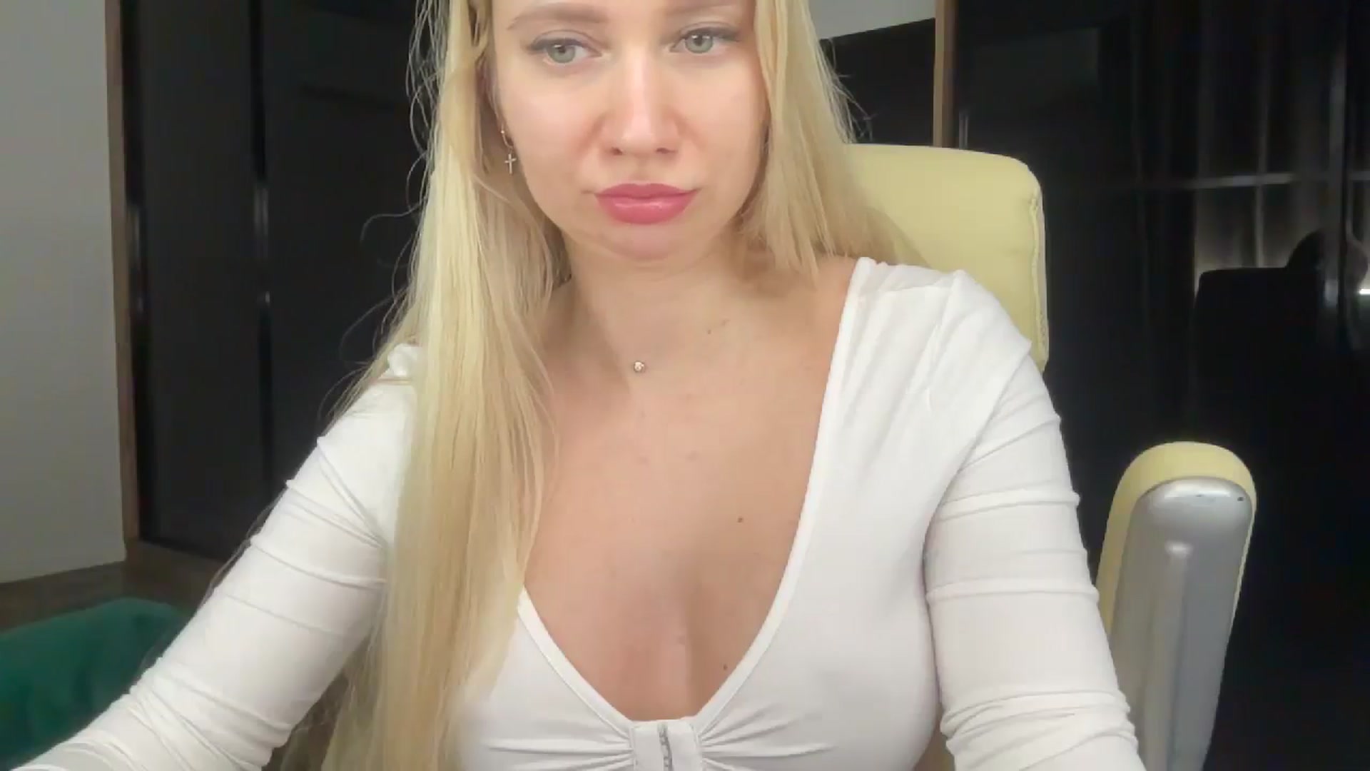 Gallery image thumbnail from Miss_Sylvia's myfreecams stream on, 03/21/2026, 17:38 image 18 of 20