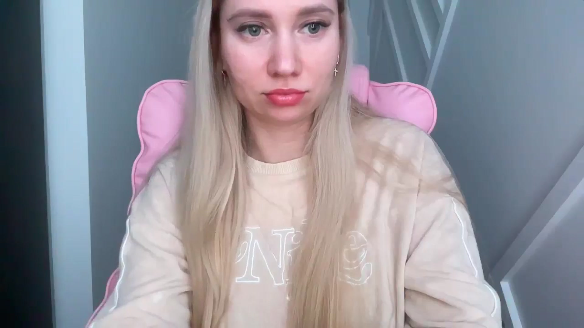 Gallery image thumbnail from Miss_Sylvia's myfreecams stream on, 03/23/2026, 18:41 image 6 of 20