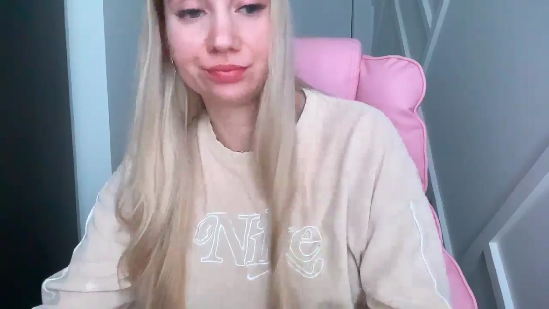Gallery image thumbnail from Miss_Sylvia's myfreecams stream on, 03/23/2026, 20:23 image 12 of 20