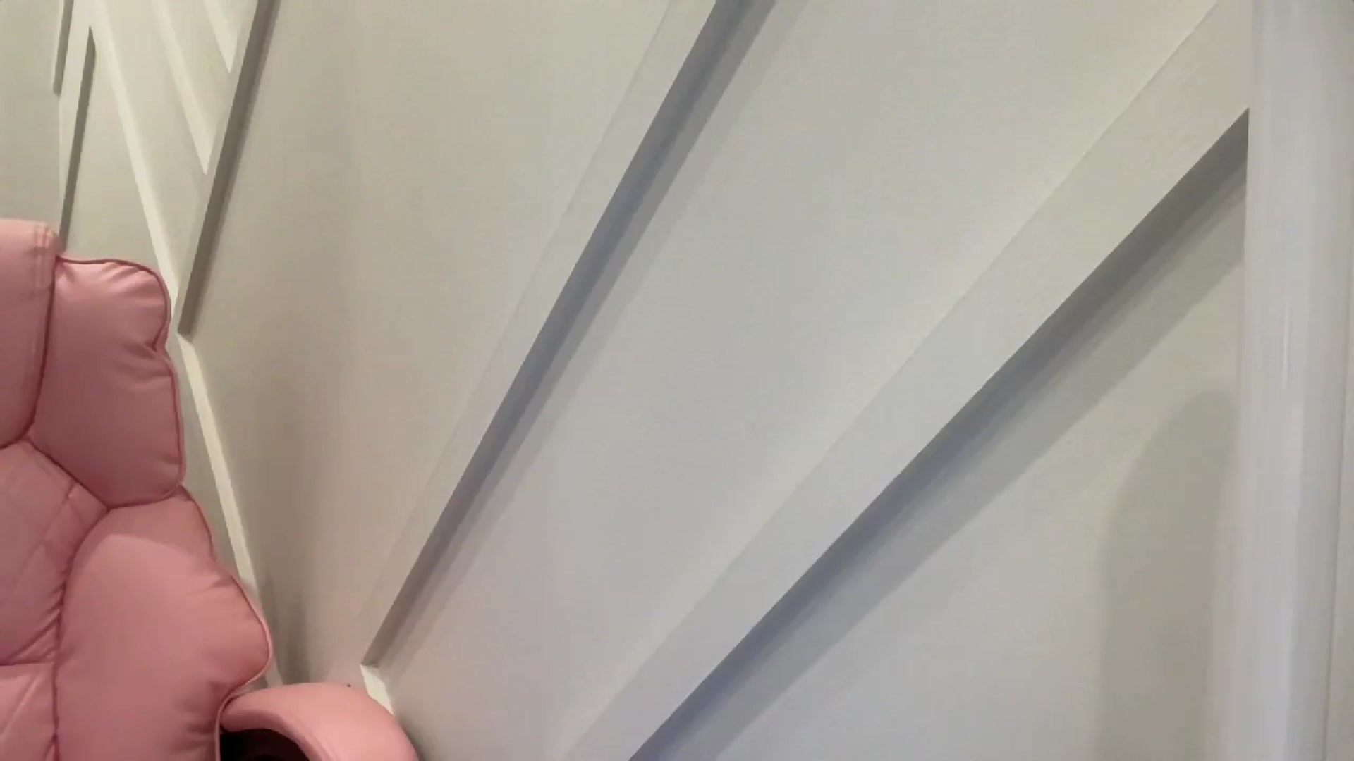 Gallery image thumbnail from Miss_Sylvia's myfreecams stream on, 03/25/2026, 18:46 image 3 of 20