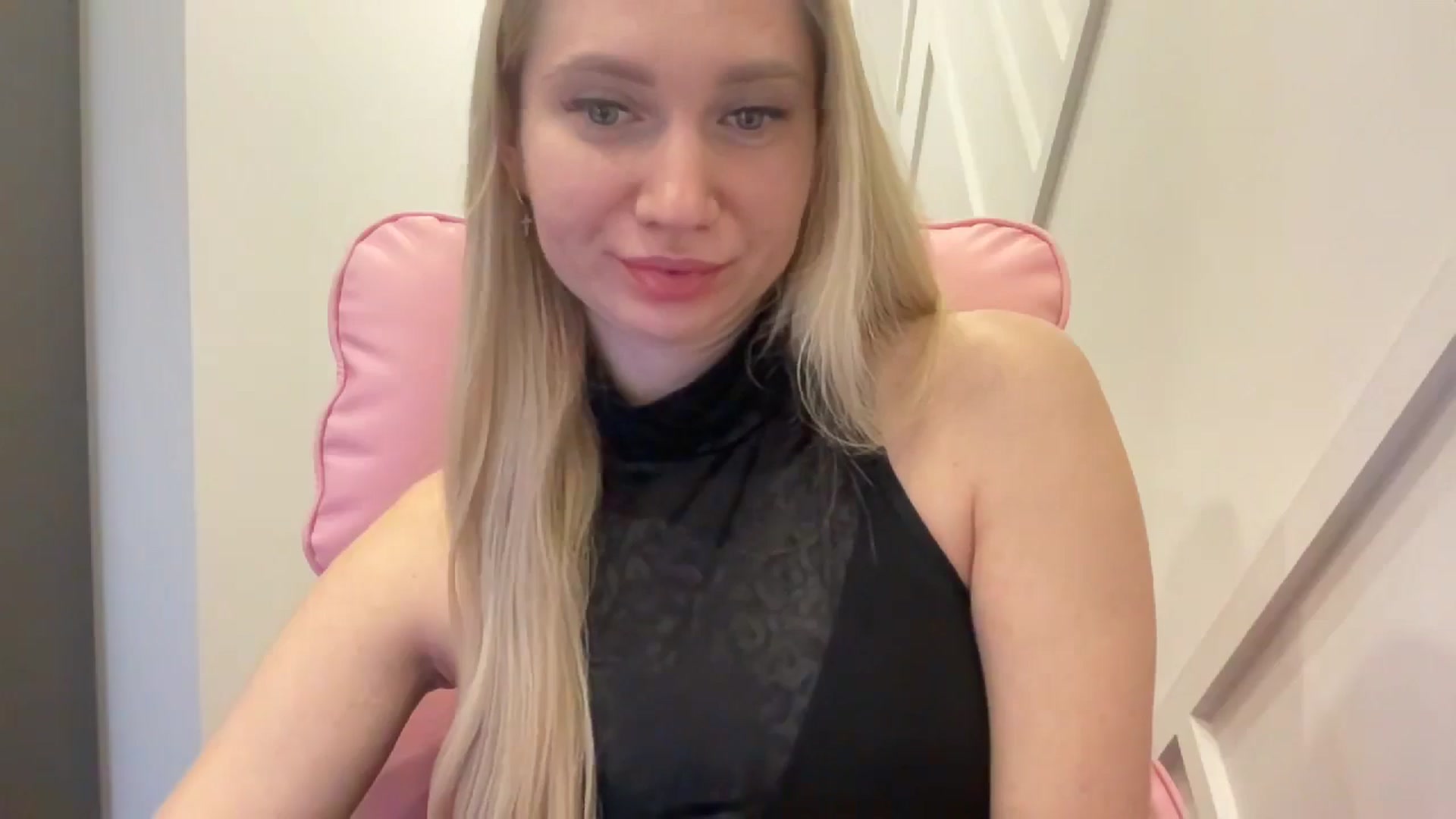 Gallery image thumbnail from Miss_Sylvia's myfreecams stream on, 03/25/2026, 20:07 image 13 of 20