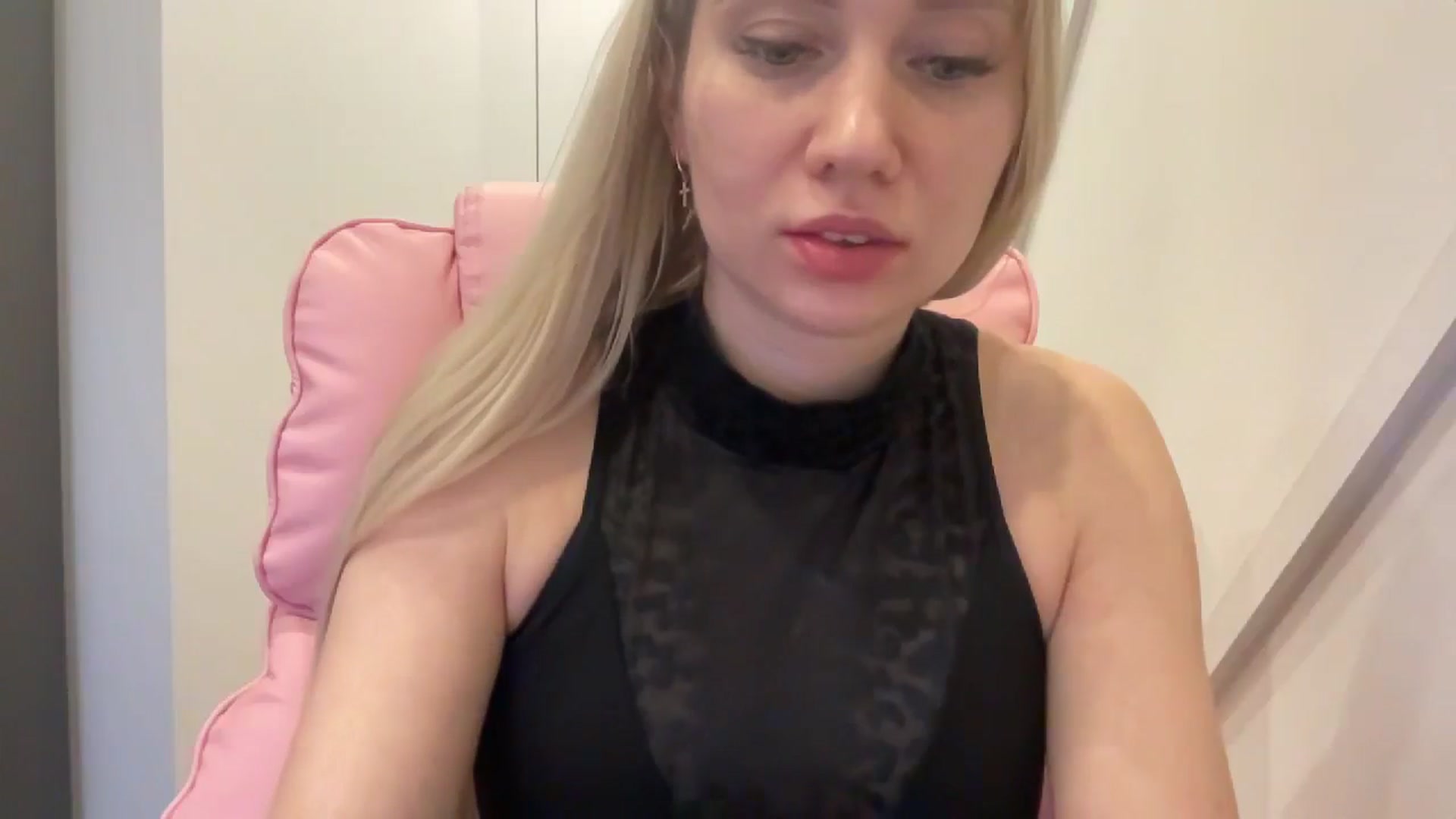 Gallery image thumbnail from Miss_Sylvia's myfreecams stream on, 03/25/2026, 20:07 image 15 of 20