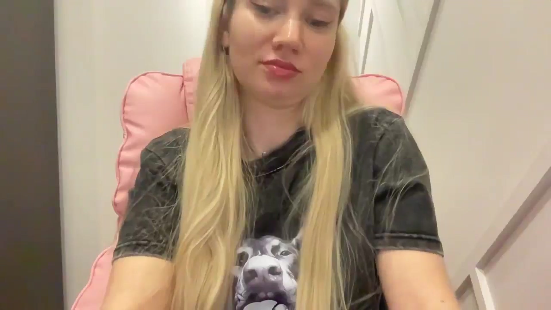 Gallery image thumbnail from Miss_Sylvia's myfreecams stream on, 03/26/2026, 17:44 image 12 of 20