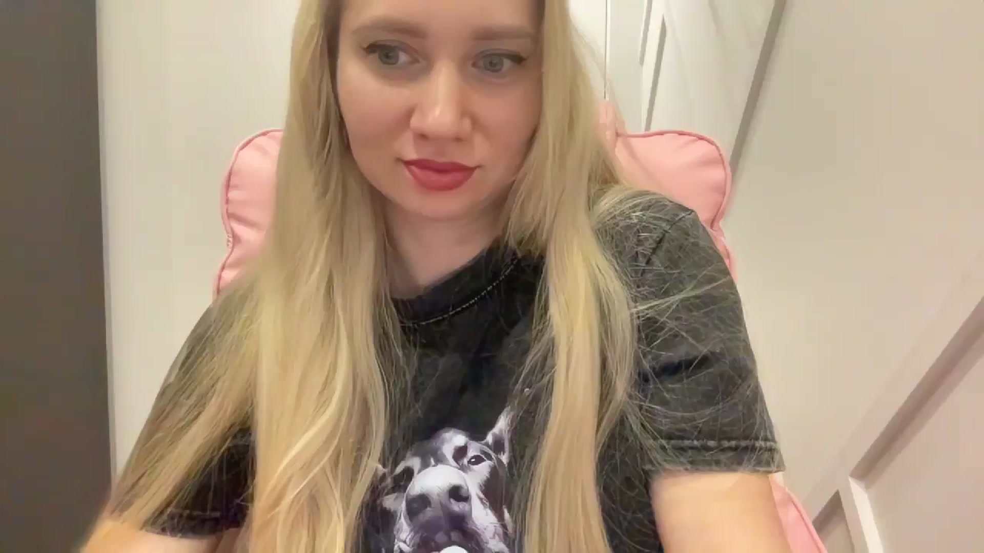 Gallery image thumbnail from Miss_Sylvia's myfreecams stream on, 03/26/2026, 17:44 image 8 of 20