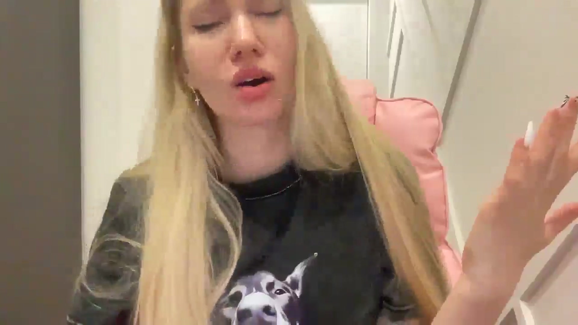 Gallery image thumbnail from Miss_Sylvia's myfreecams stream on, 03/26/2026, 22:03 image 7 of 20