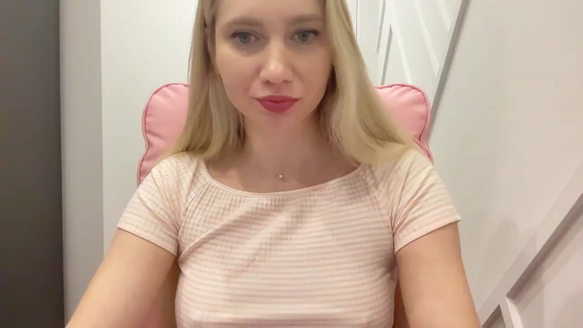 Gallery image thumbnail from Miss_Sylvia's myfreecams stream on, 03/27/2026, 17:41 image 3 of 20