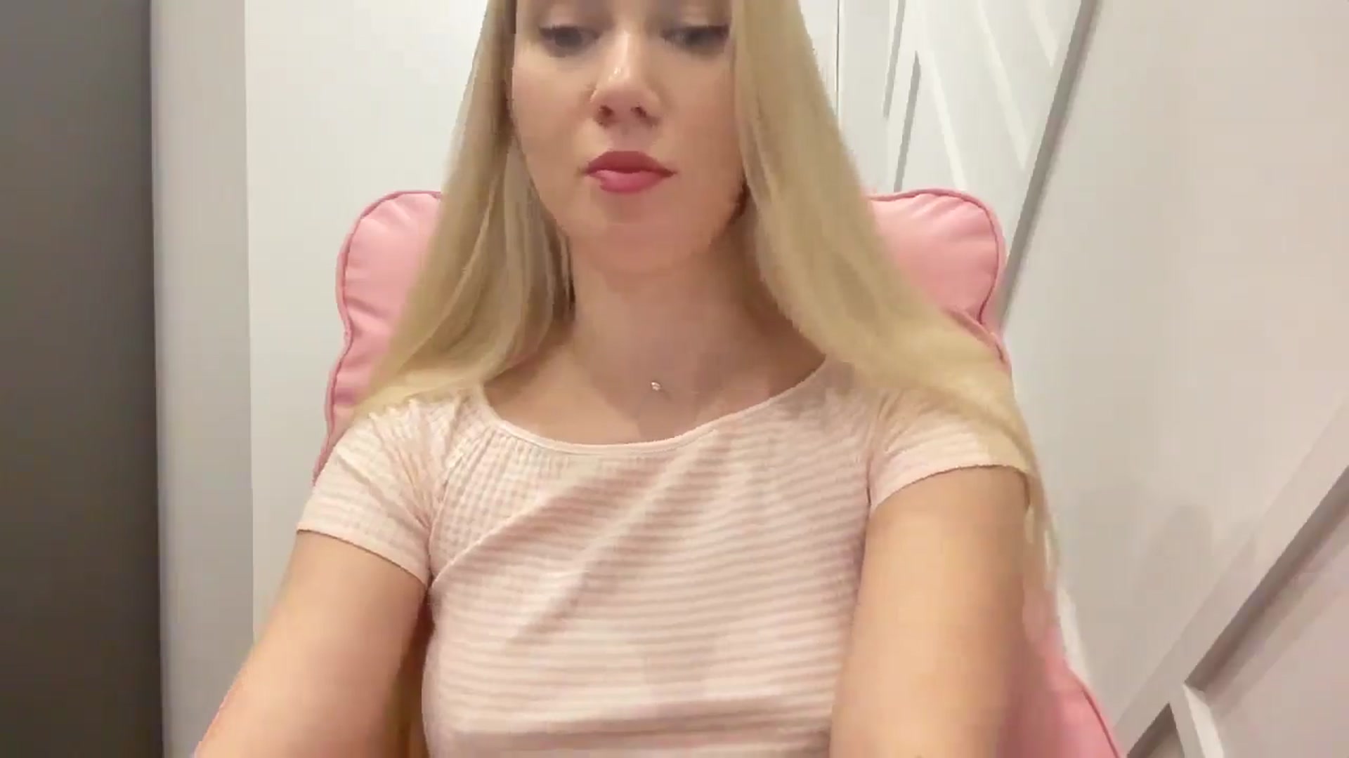 Gallery image thumbnail from Miss_Sylvia's myfreecams stream on, 03/27/2026, 17:41 image 9 of 20