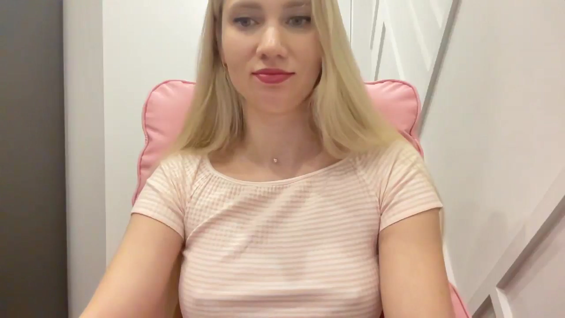 Gallery image thumbnail from Miss_Sylvia's myfreecams stream on, 03/27/2026, 17:41 image 6 of 20