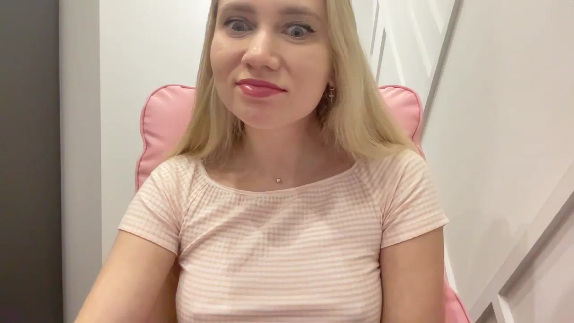 Gallery image thumbnail from Miss_Sylvia's myfreecams stream on, 03/27/2026, 17:41 image 2 of 20