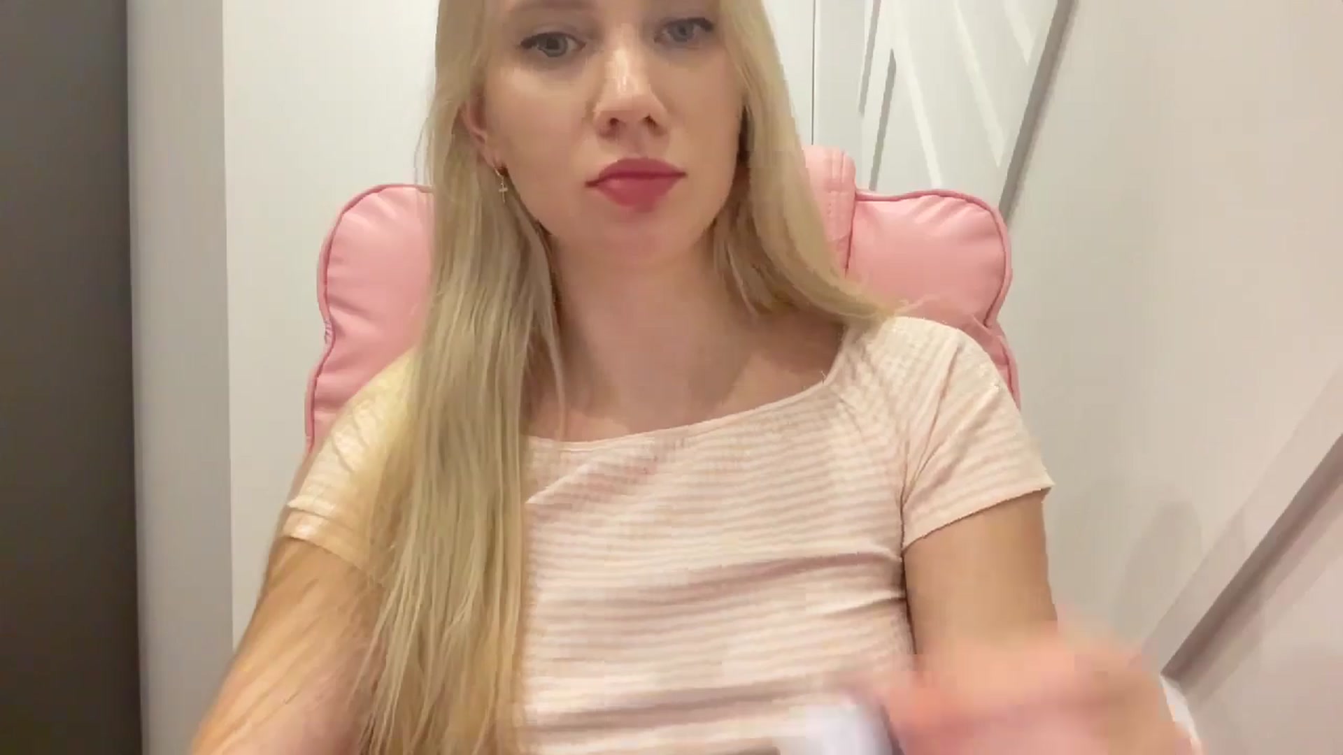 Gallery image thumbnail from Miss_Sylvia's myfreecams stream on, 03/27/2026, 19:03 image 3 of 20