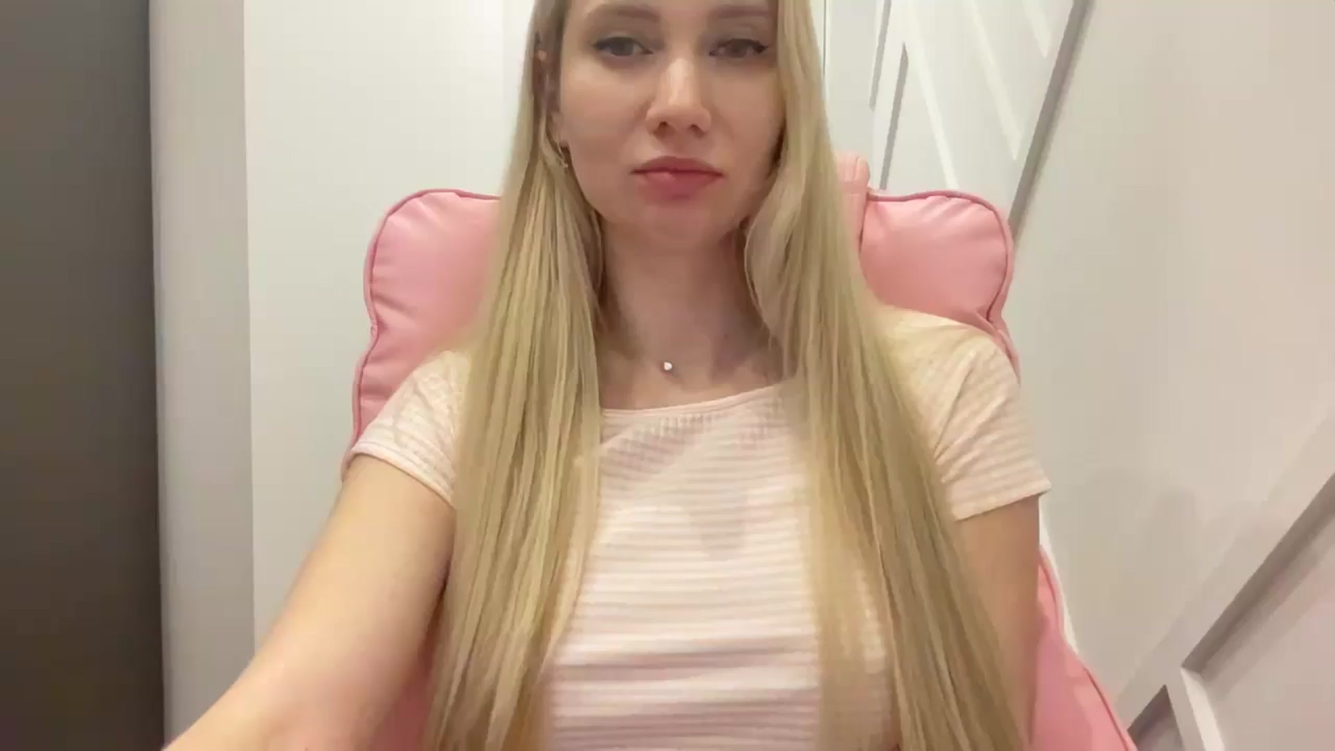 Gallery image thumbnail from Miss_Sylvia's myfreecams stream on, 03/27/2026, 21:03 image 12 of 20