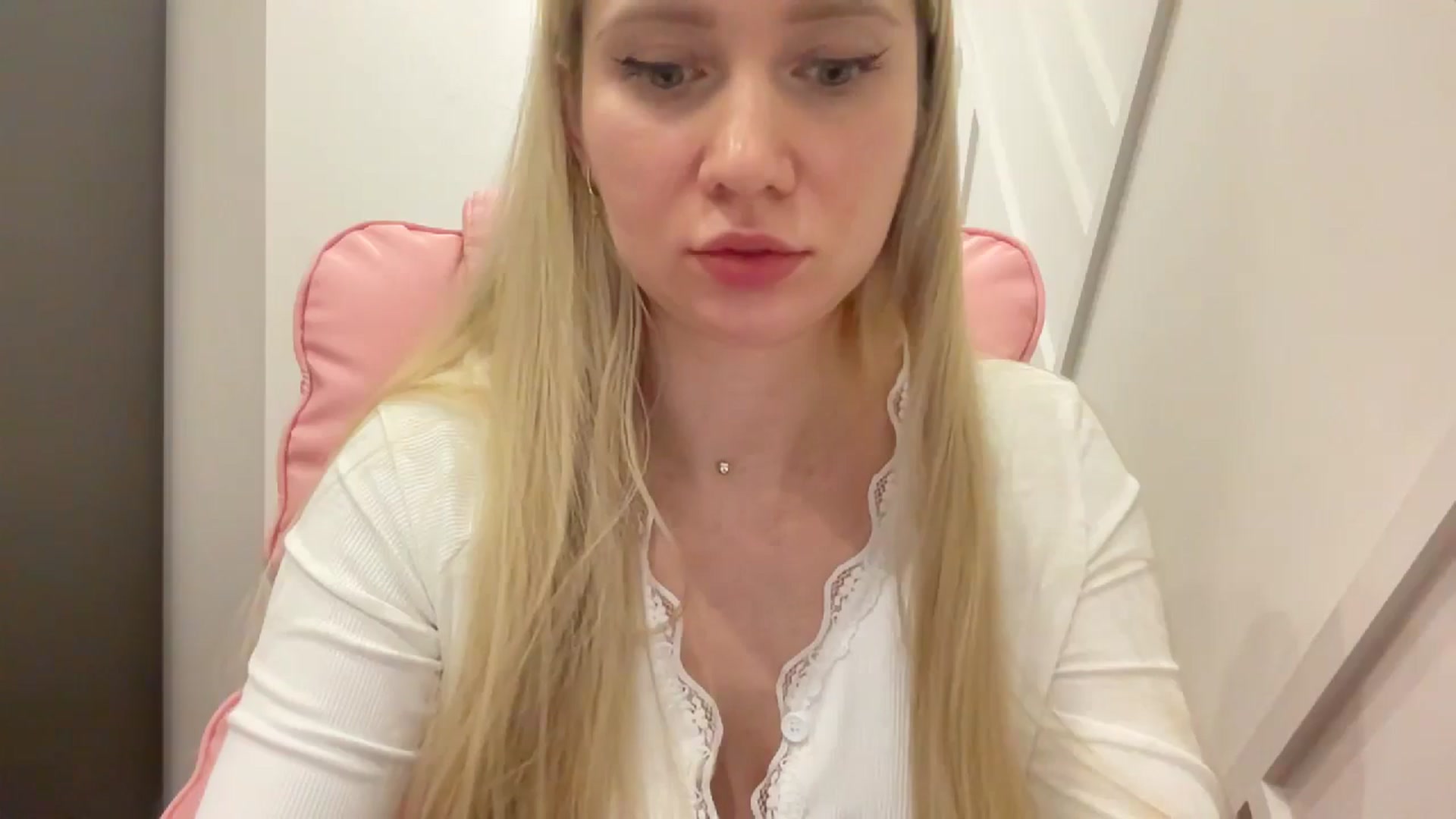 Gallery image thumbnail from Miss_Sylvia's myfreecams stream on, 03/28/2026, 19:03 image 13 of 20