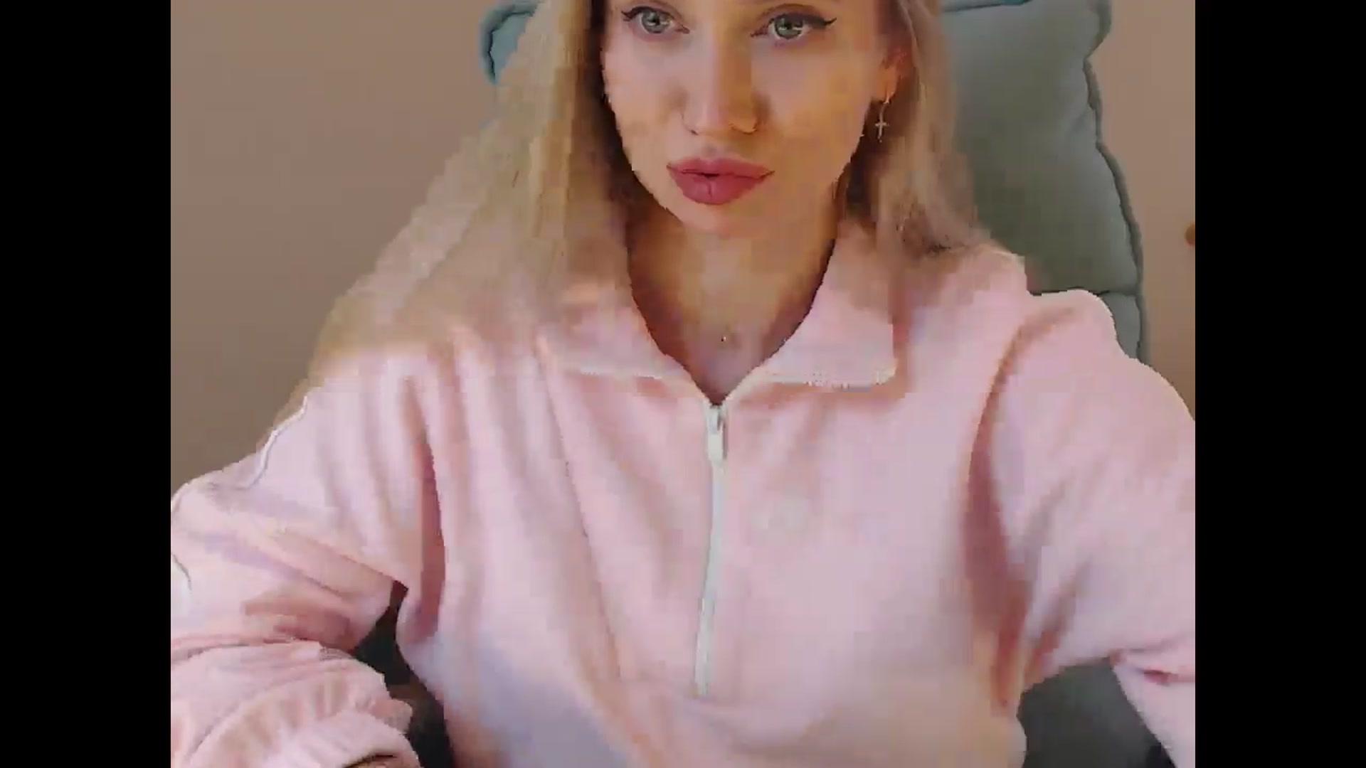 Gallery image thumbnail from Miss_Sylvia's myfreecams stream on, 04/04/2026, 19:39 image 2 of 20