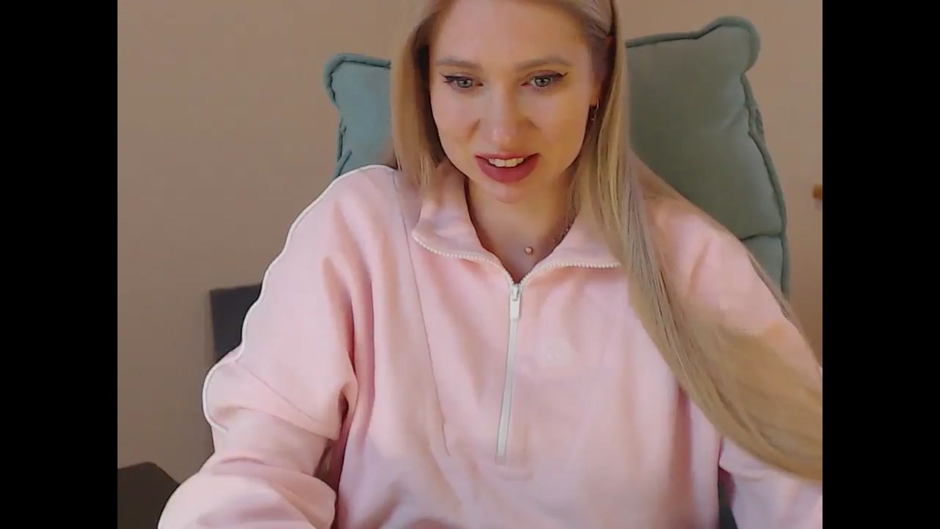 Gallery image thumbnail from Miss_Sylvia's myfreecams stream on, 04/04/2026, 20:35 image 2 of 20