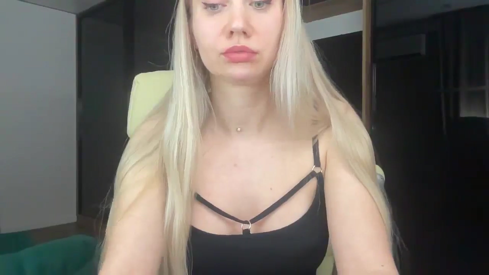 Gallery image thumbnail from Miss_Sylvia's myfreecams stream on, 04/05/2026, 20:35 image 18 of 20