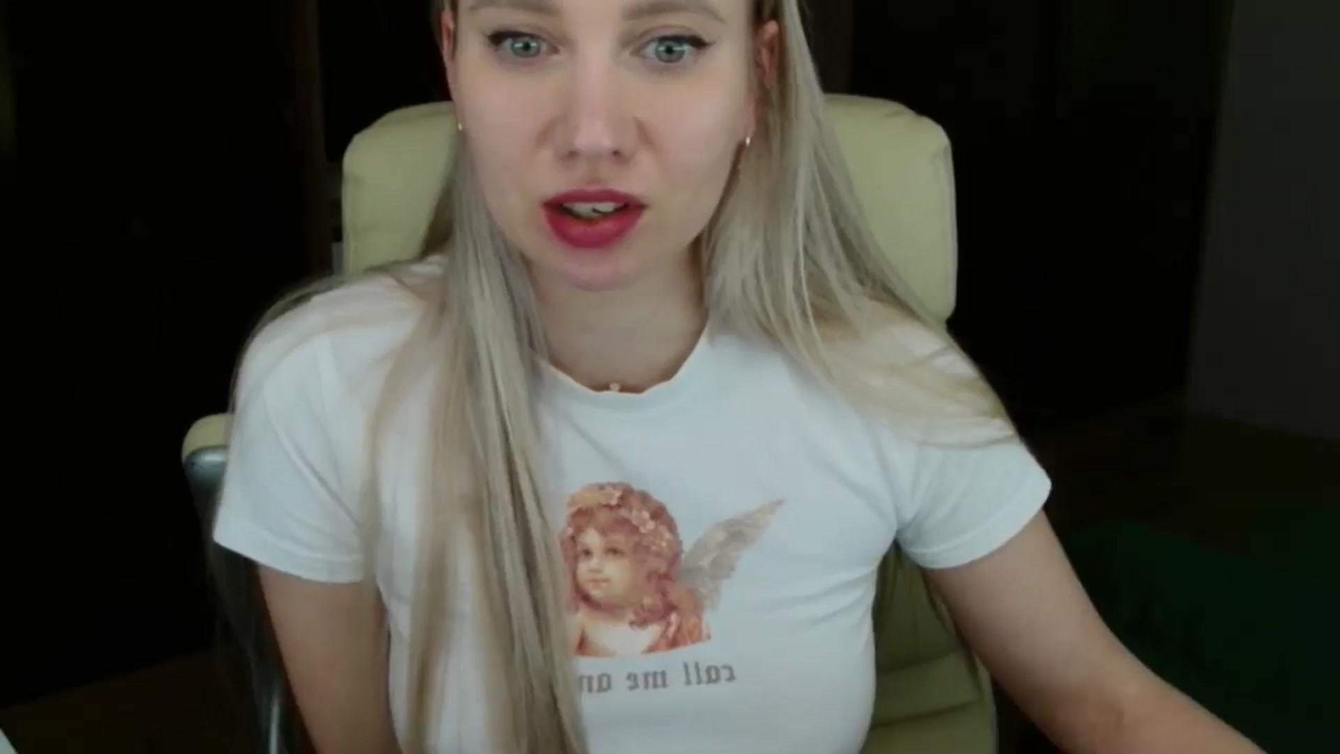 Gallery image thumbnail from Miss_Sylvia's myfreecams stream on, 04/06/2026, 19:00 image 10 of 20