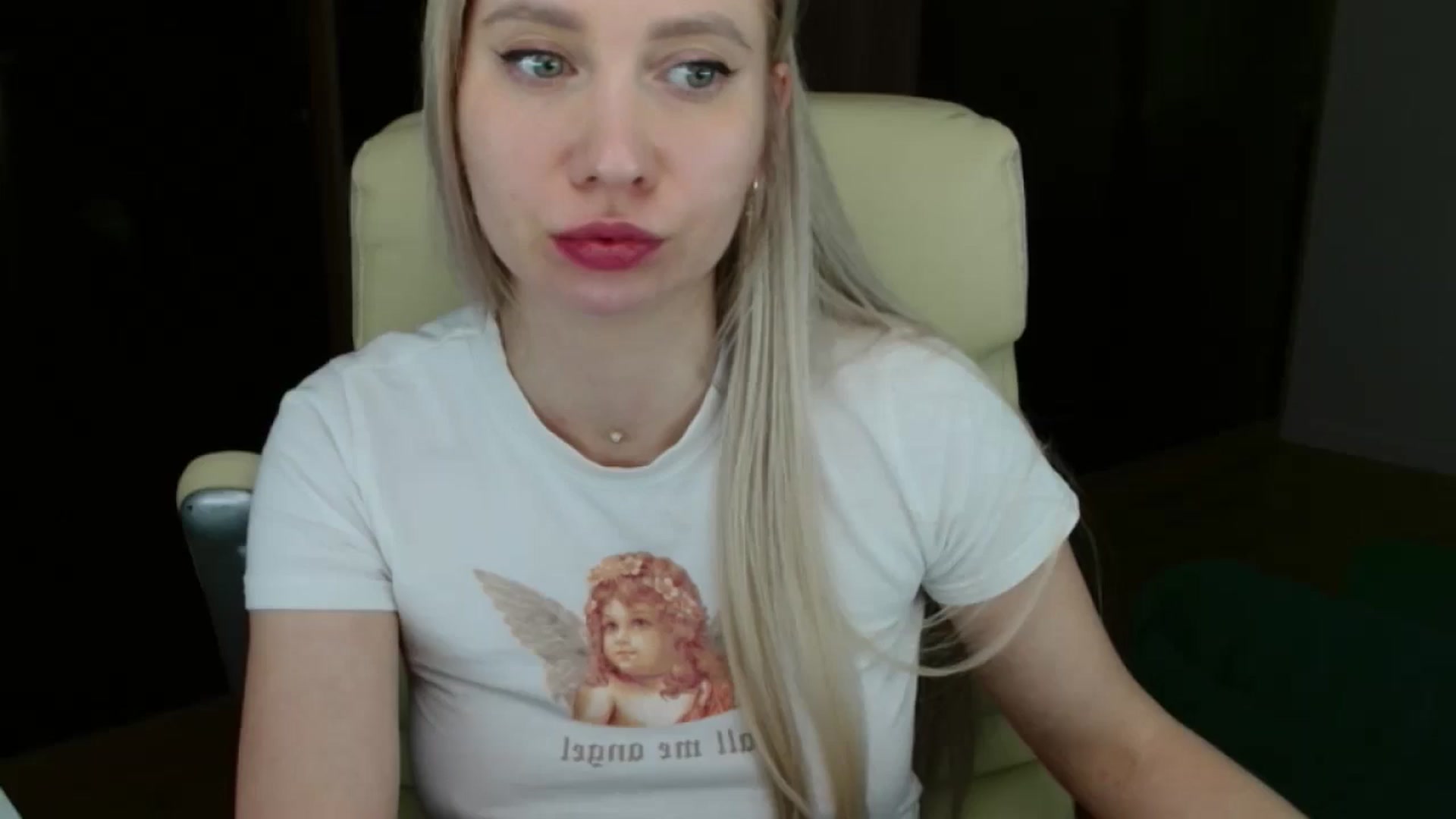 Gallery image thumbnail from Miss_Sylvia's myfreecams stream on, 04/06/2026, 19:51 image 20 of 20