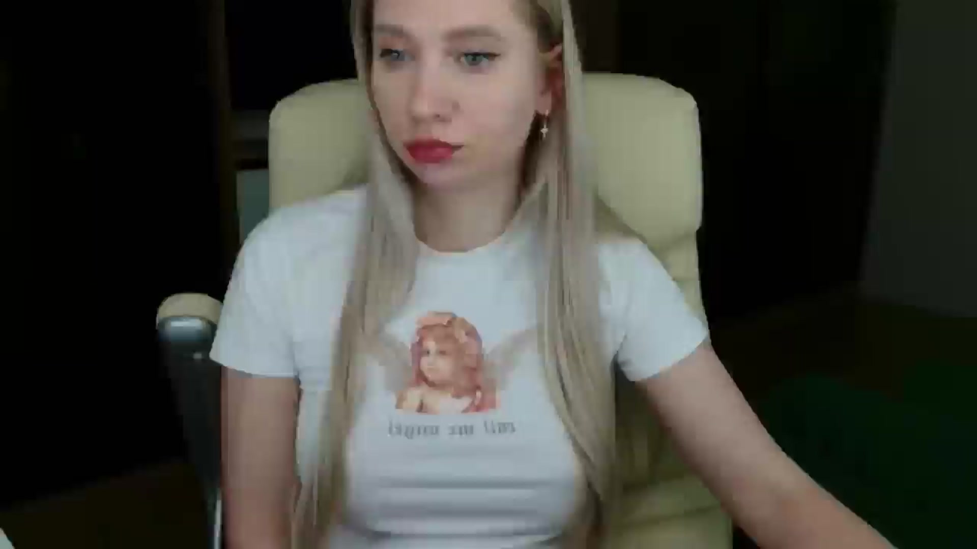 Gallery image thumbnail from Miss_Sylvia's myfreecams stream on, 04/06/2026, 19:51 image 10 of 20