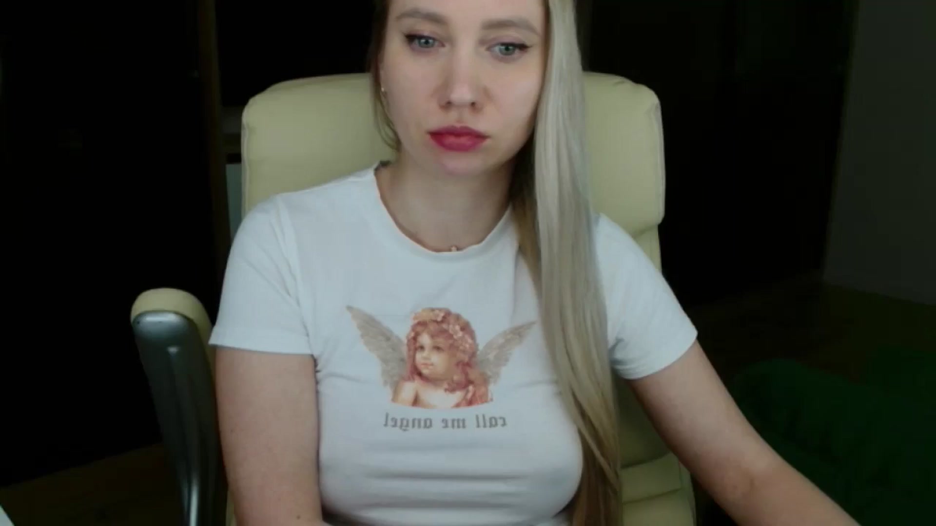 Gallery image thumbnail from Miss_Sylvia's myfreecams stream on, 04/06/2026, 19:51 image 16 of 20