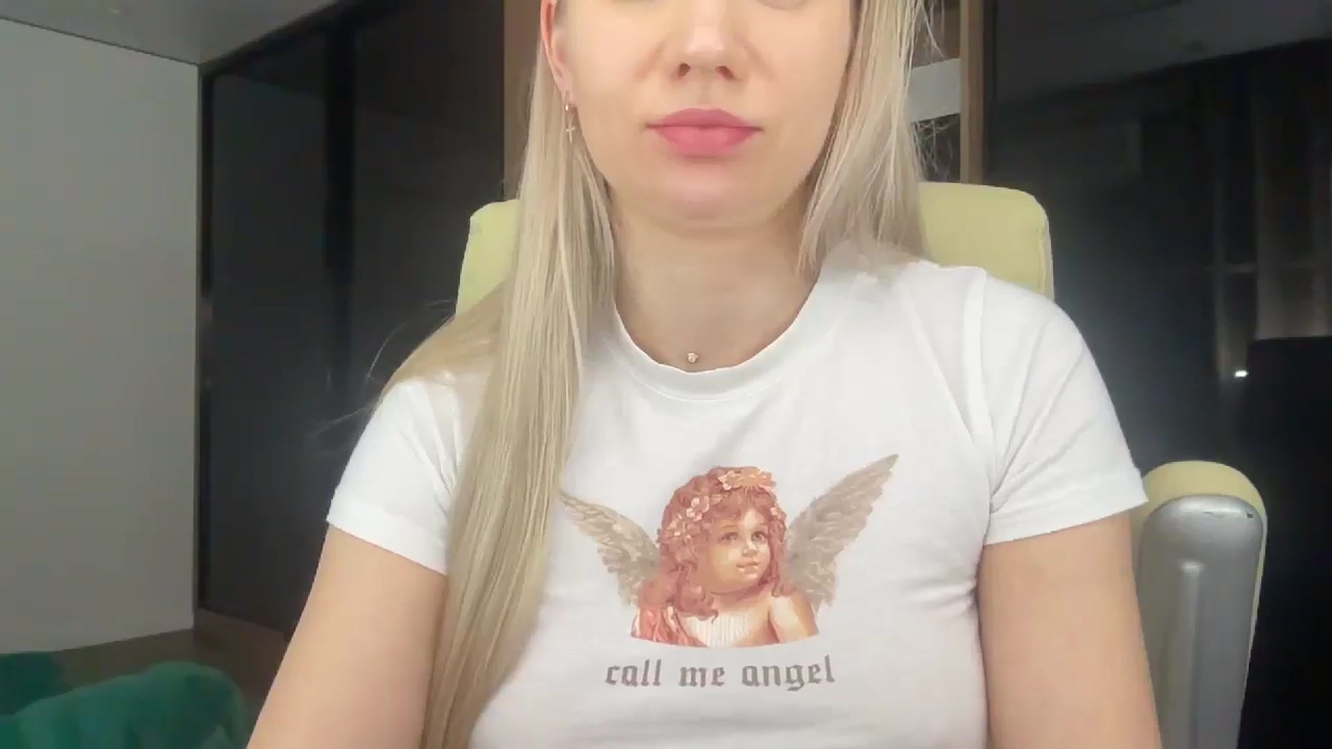 Gallery image thumbnail from Miss_Sylvia's myfreecams stream on, 04/06/2026, 20:20 image 20 of 20
