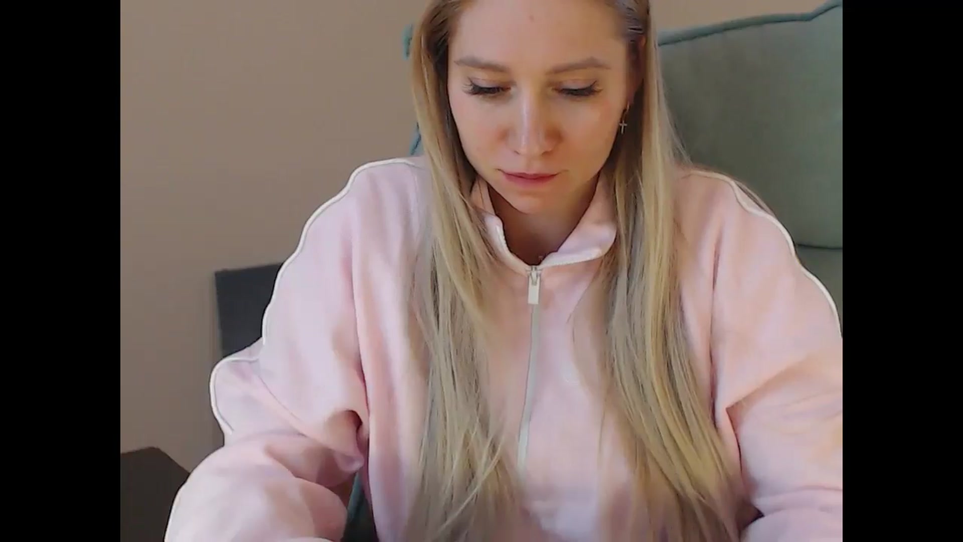 Gallery image thumbnail from Miss_Sylvia's myfreecams stream on, 04/07/2026, 17:53 image 13 of 20
