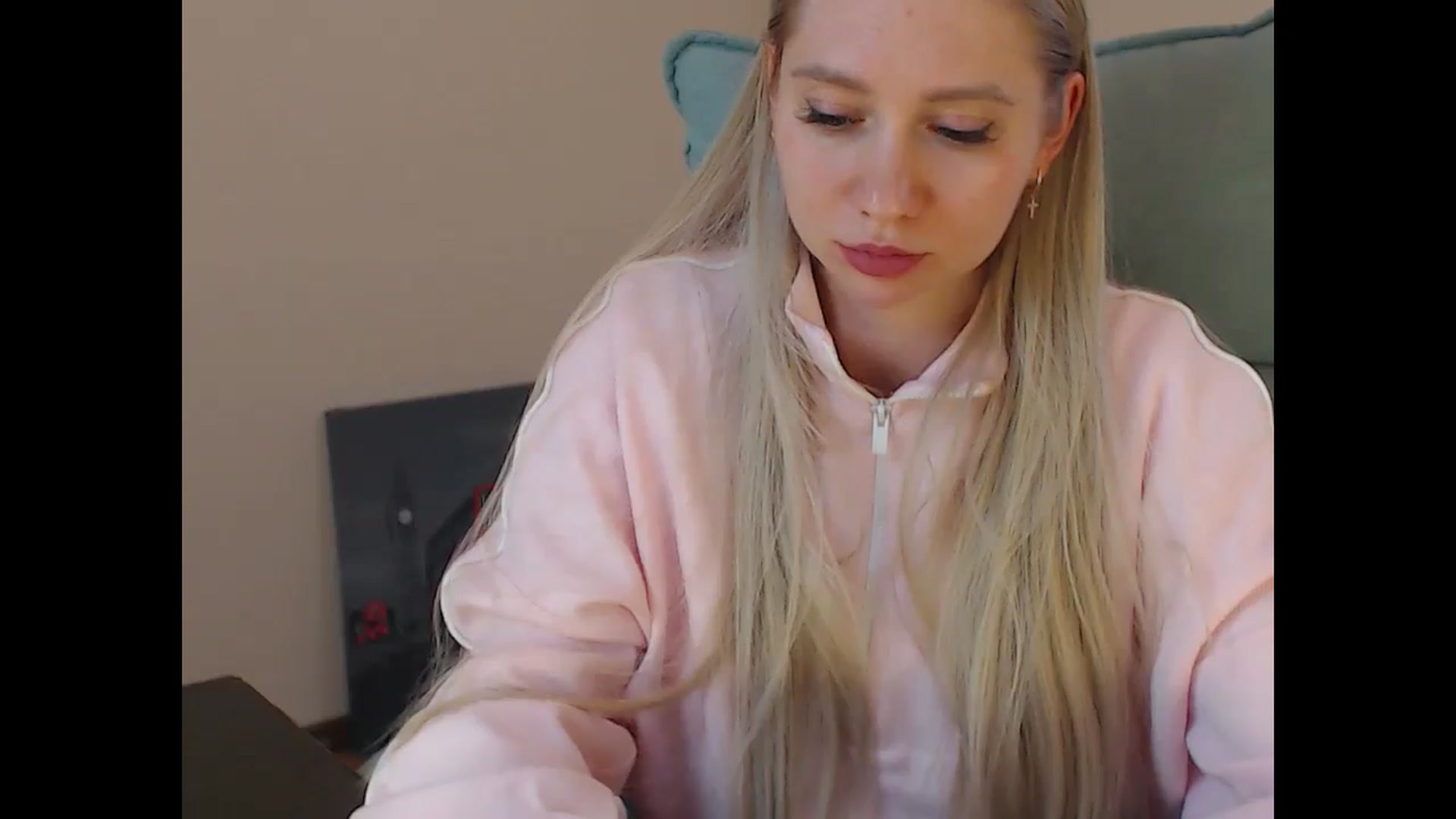 Gallery image thumbnail from Miss_Sylvia's myfreecams stream on, 04/07/2026, 17:53 image 17 of 20