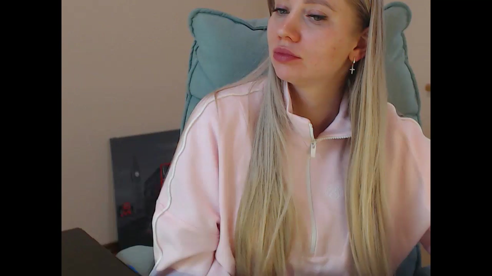 Gallery image thumbnail from Miss_Sylvia's myfreecams stream on, 04/07/2026, 17:53 image 20 of 20