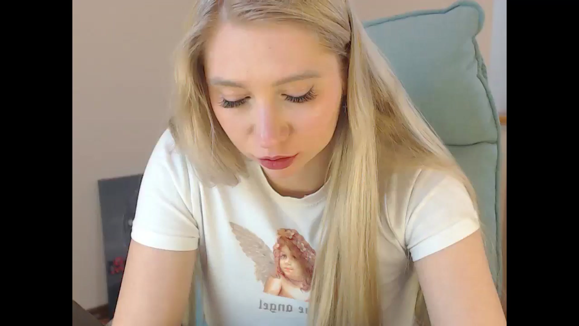 Gallery image thumbnail from Miss_Sylvia's myfreecams stream on, 04/10/2026, 16:38 image 18 of 20