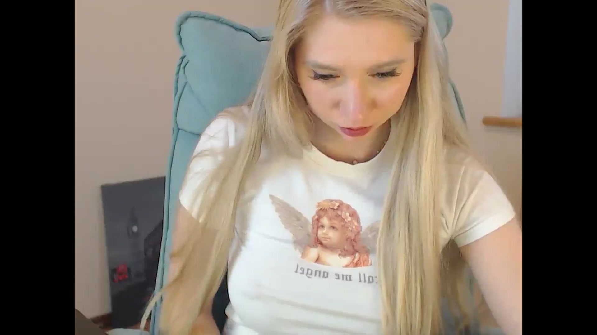 Gallery image thumbnail from Miss_Sylvia's myfreecams stream on, 04/10/2026, 16:38 image 19 of 20