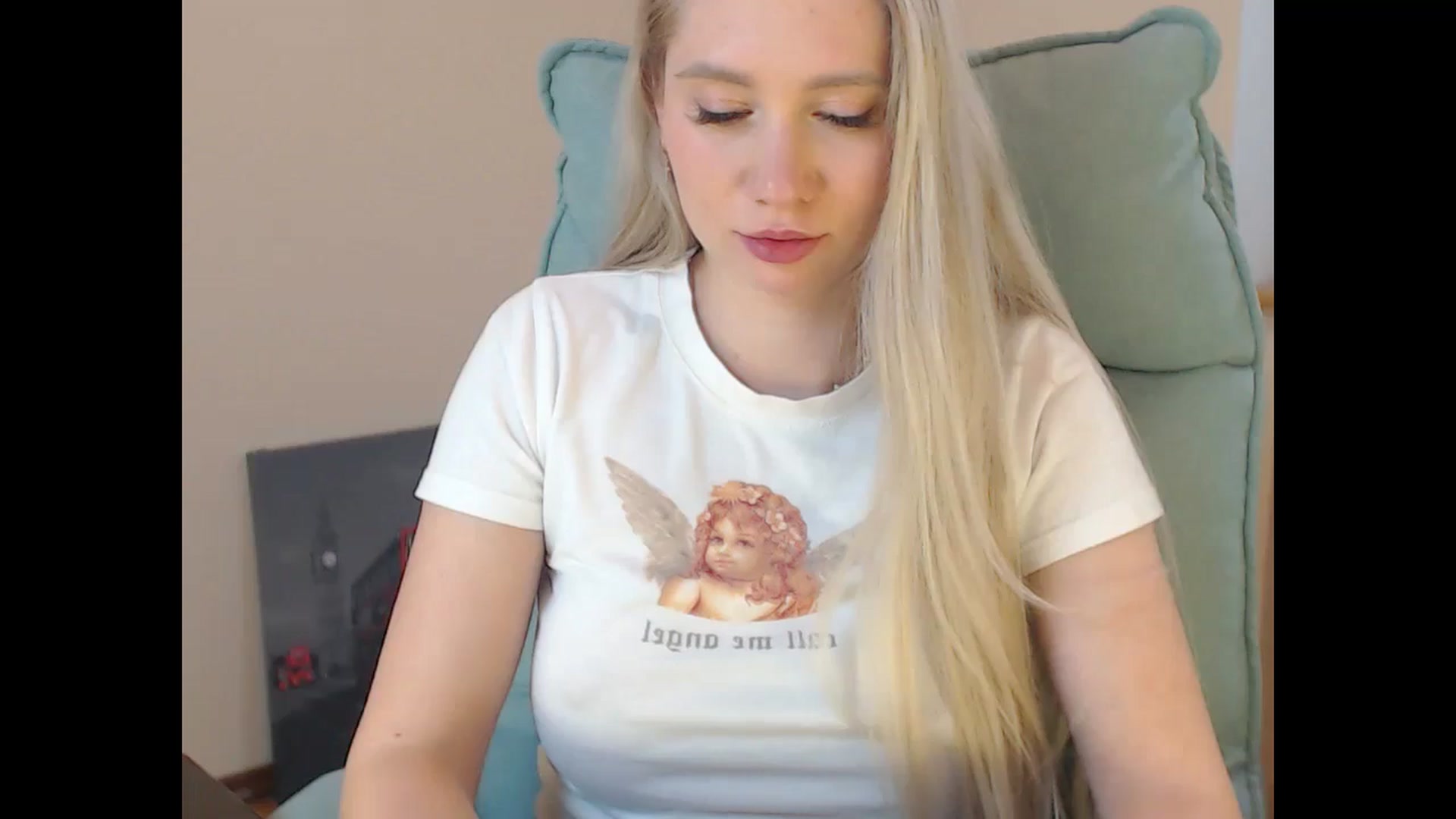 Gallery image thumbnail from Miss_Sylvia's myfreecams stream on, 04/10/2026, 16:38 image 7 of 20