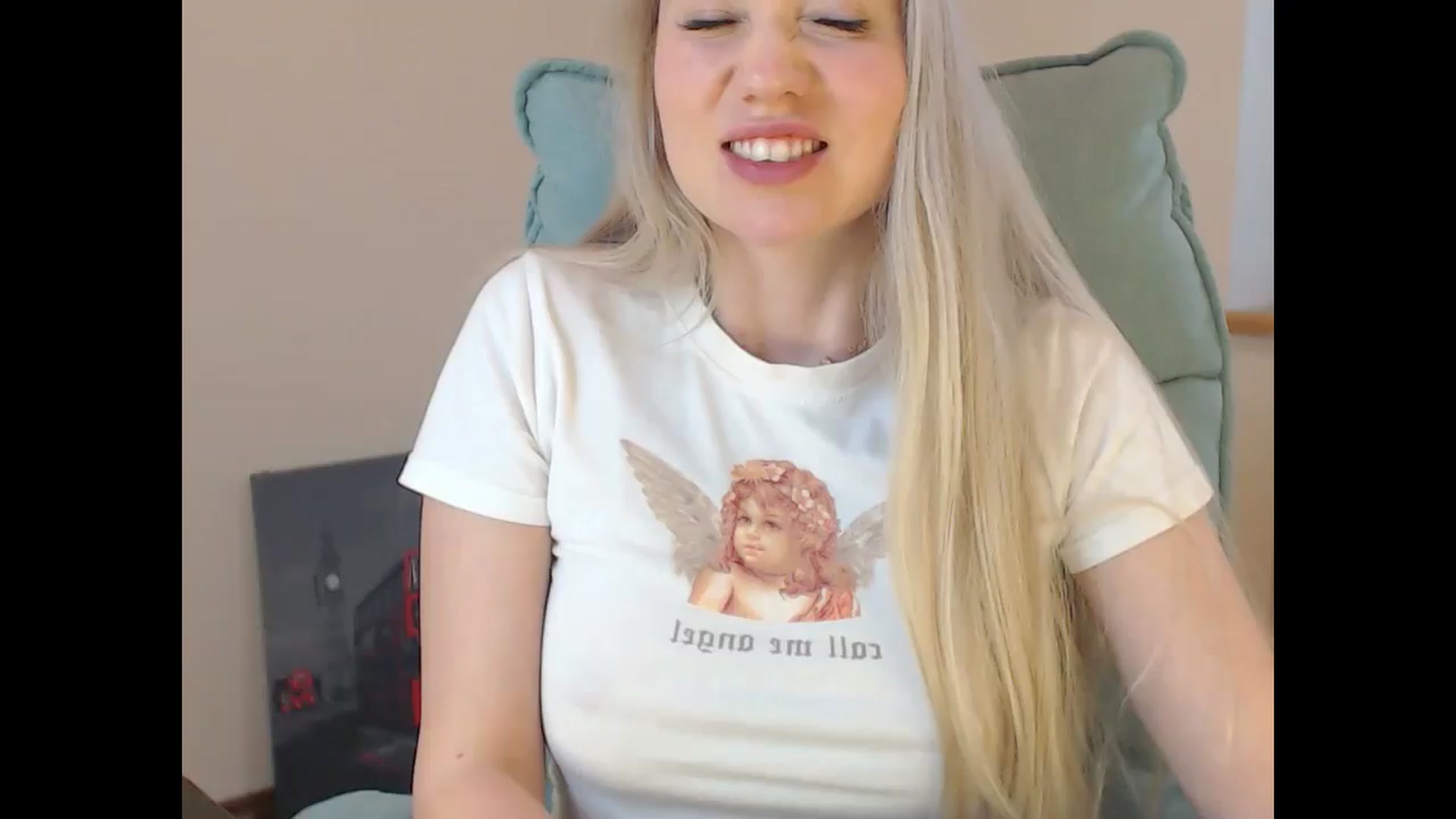 Gallery image thumbnail from Miss_Sylvia's myfreecams stream on, 04/10/2026, 16:38 image 1 of 20