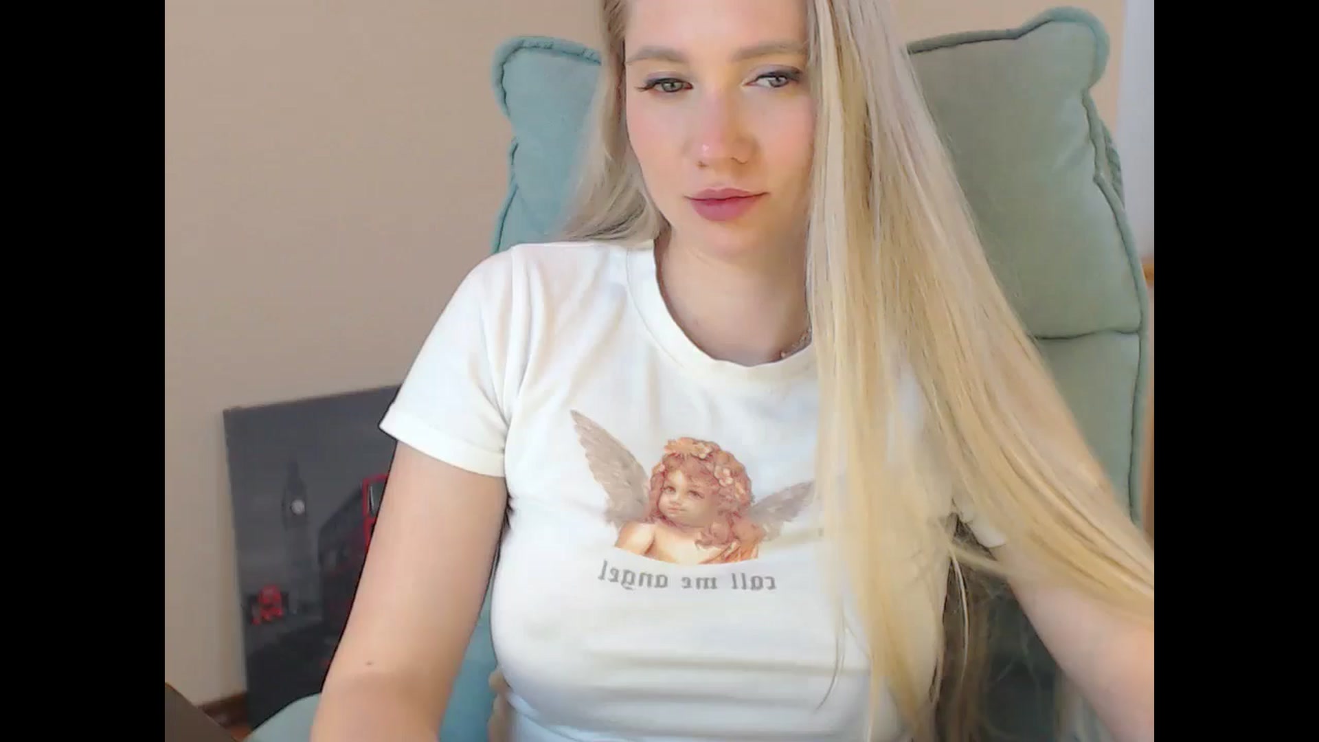 Gallery image thumbnail from Miss_Sylvia's myfreecams stream on, 04/10/2026, 16:38 image 9 of 20